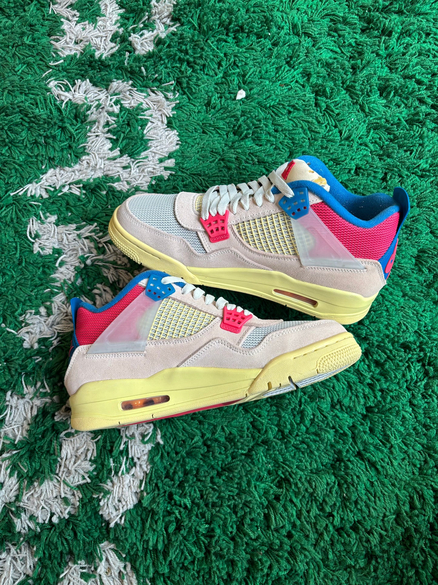Jordan 4 x Union LA “Guava Ice”