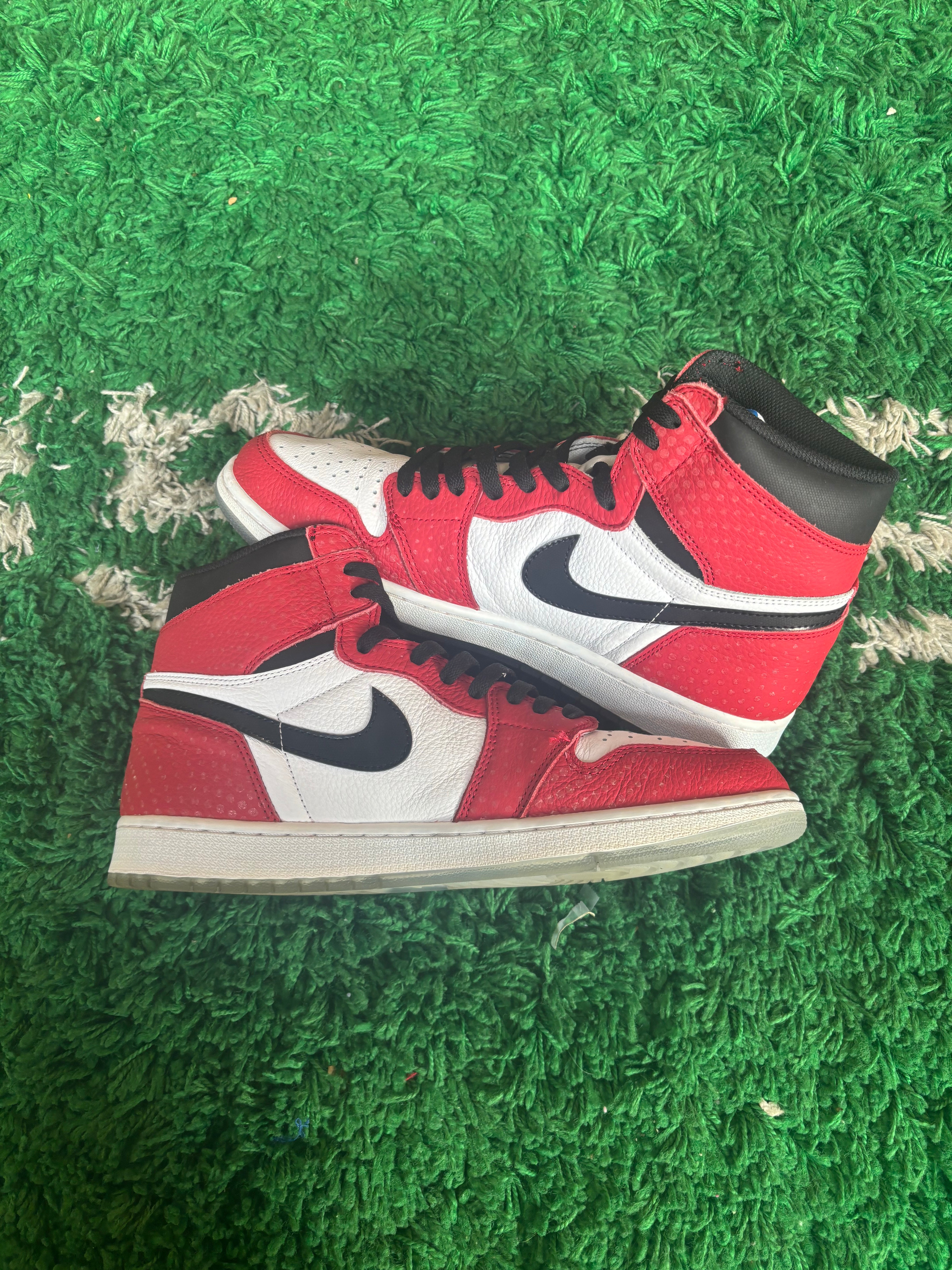 Jordan 1 High “Spider-Man Origin Story”