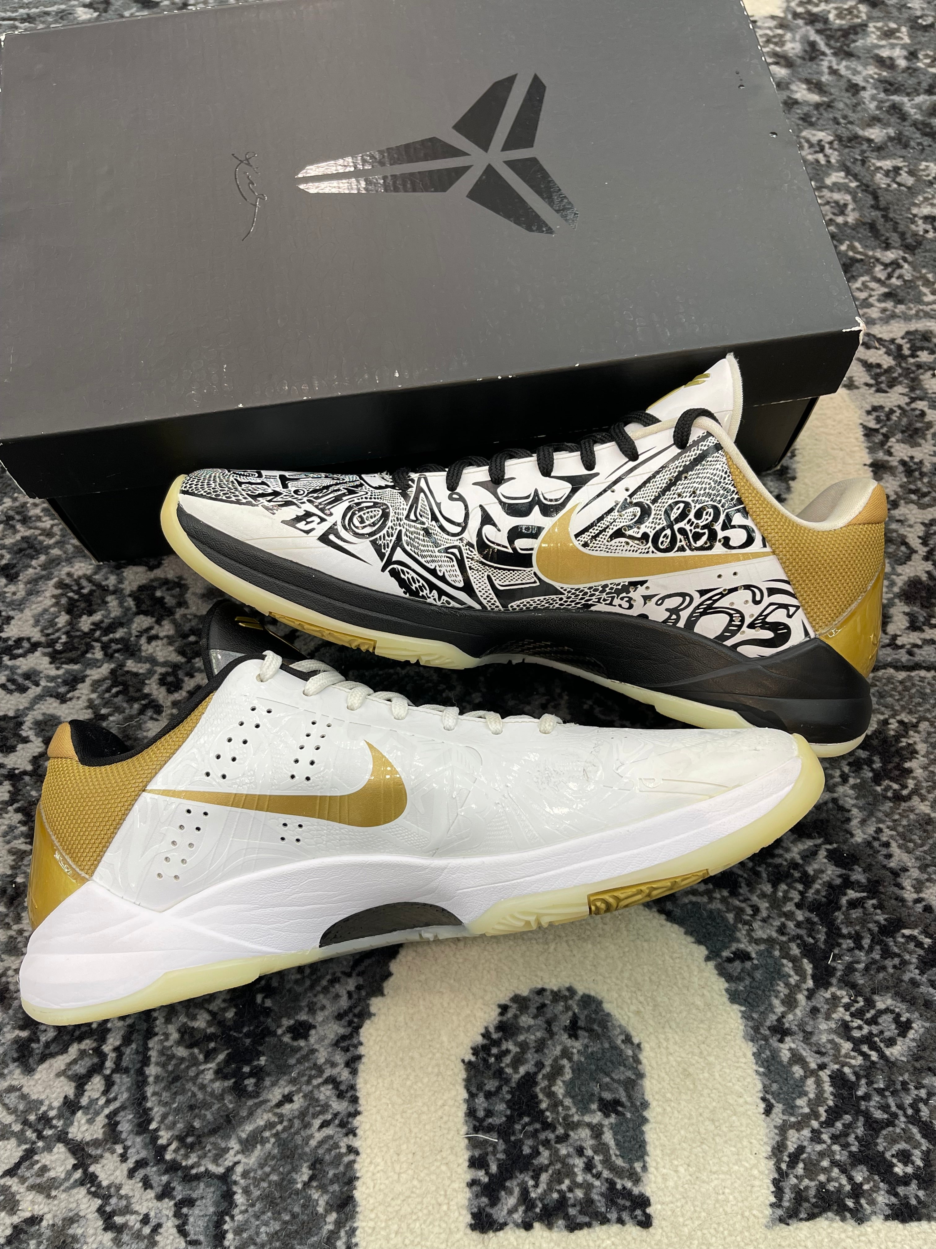 Kobe 5 Protro “Big Stage”