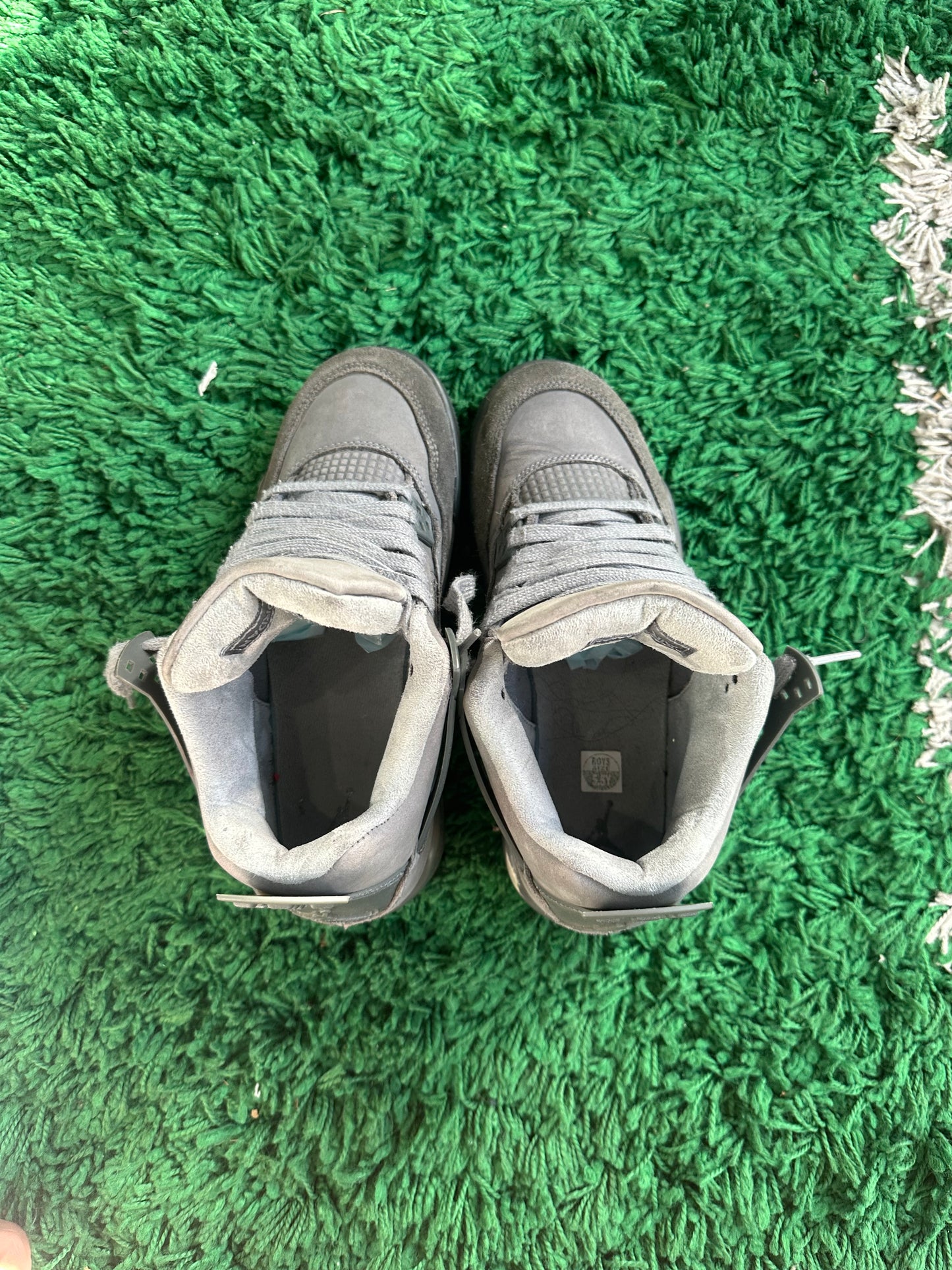 Jordan 4 “Wet Cement”