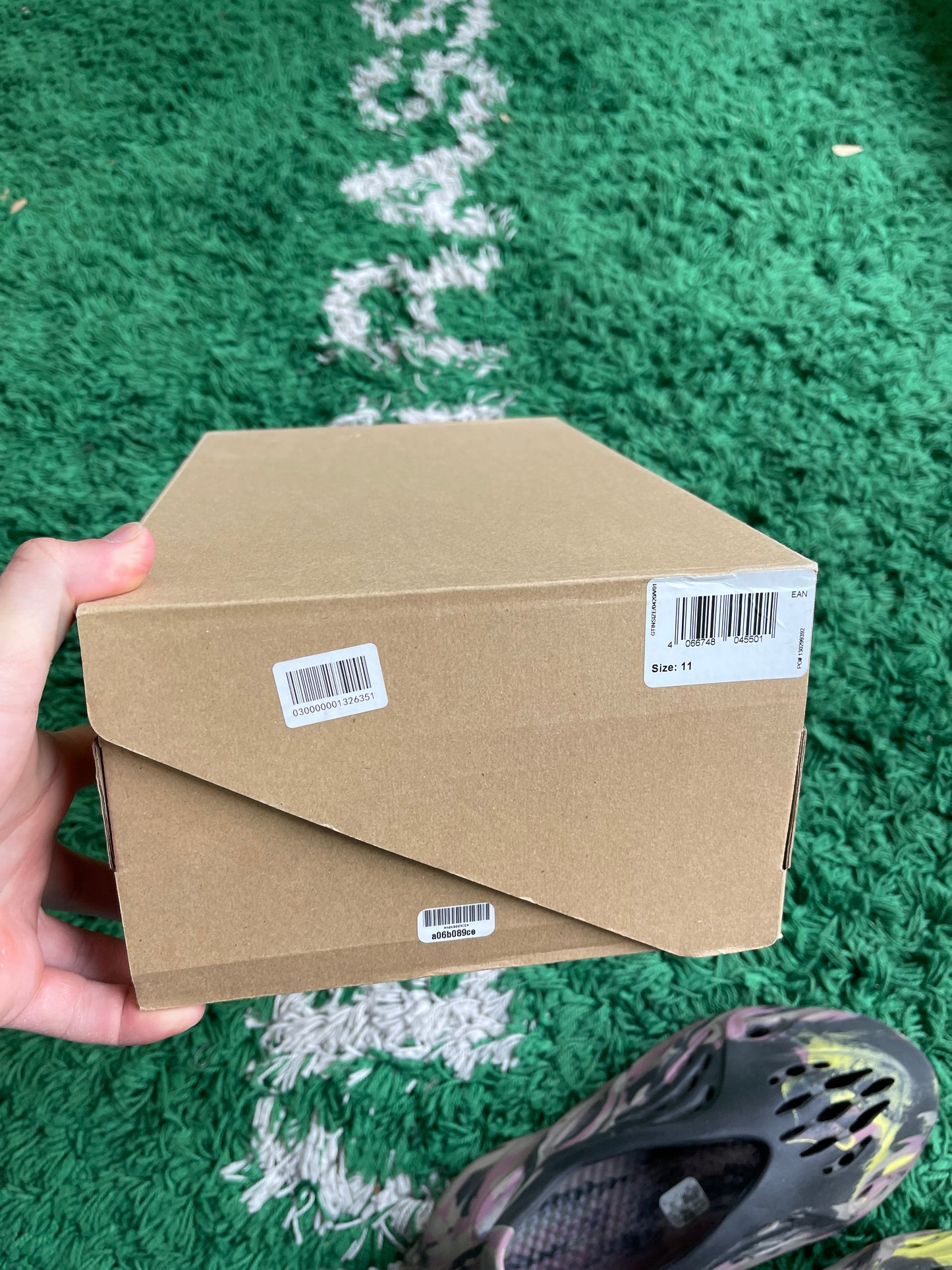 Yeezy Foam Runner “MX Carbon”