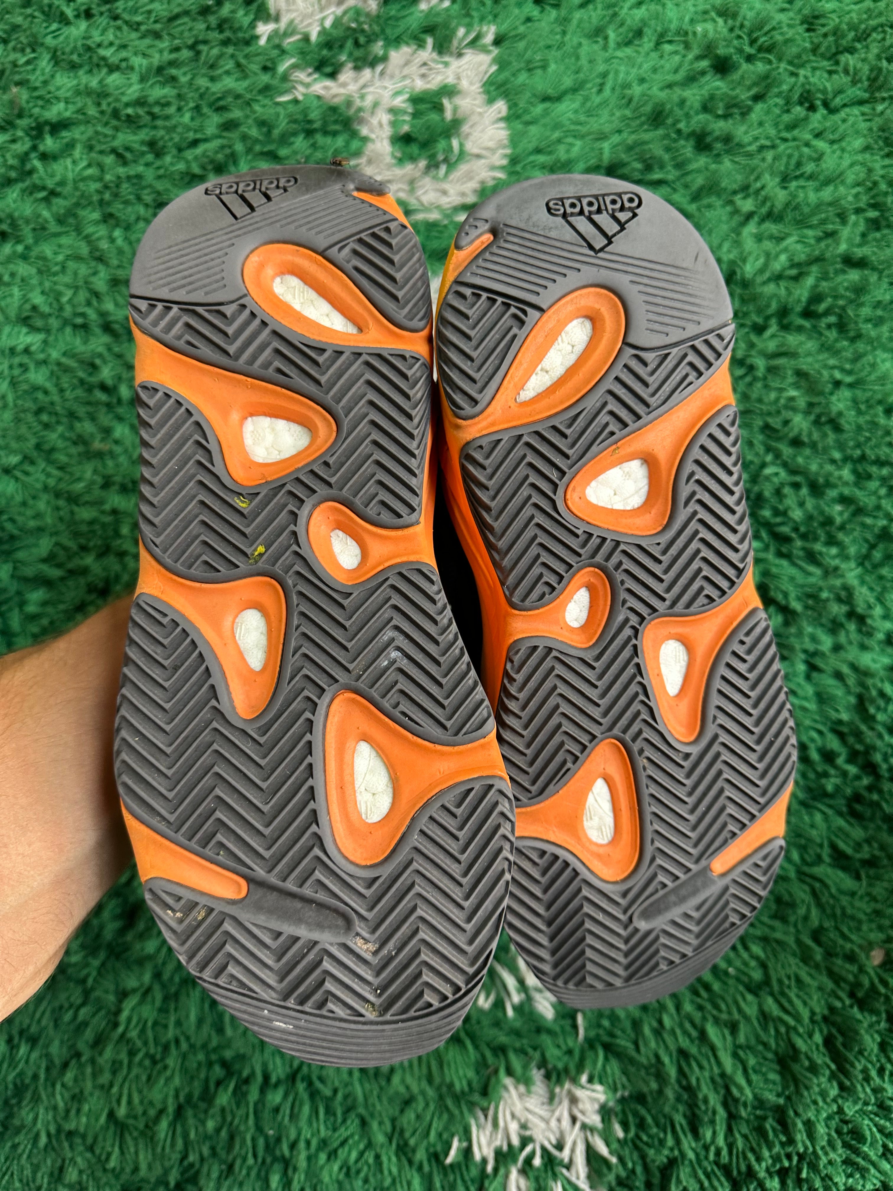 Yeezy 700 “Bright Blue”