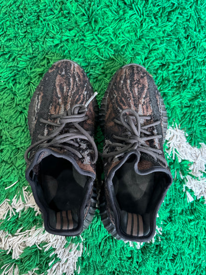 Yeezy Boost 350 “Mx Rock”