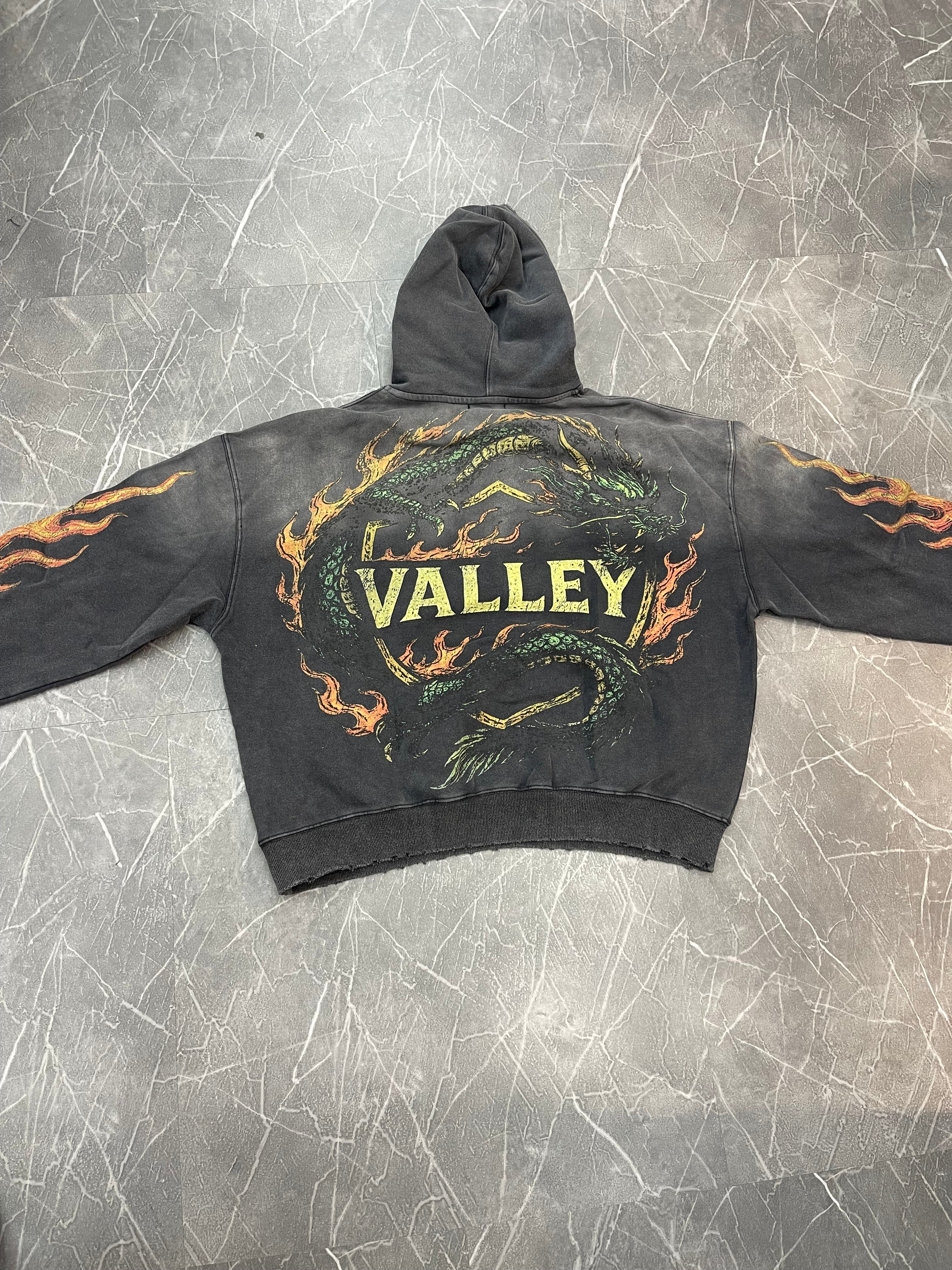Vale Forever Pullover “Serpent”