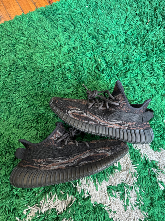 Yeezy Boost 350 “Mx Rock”