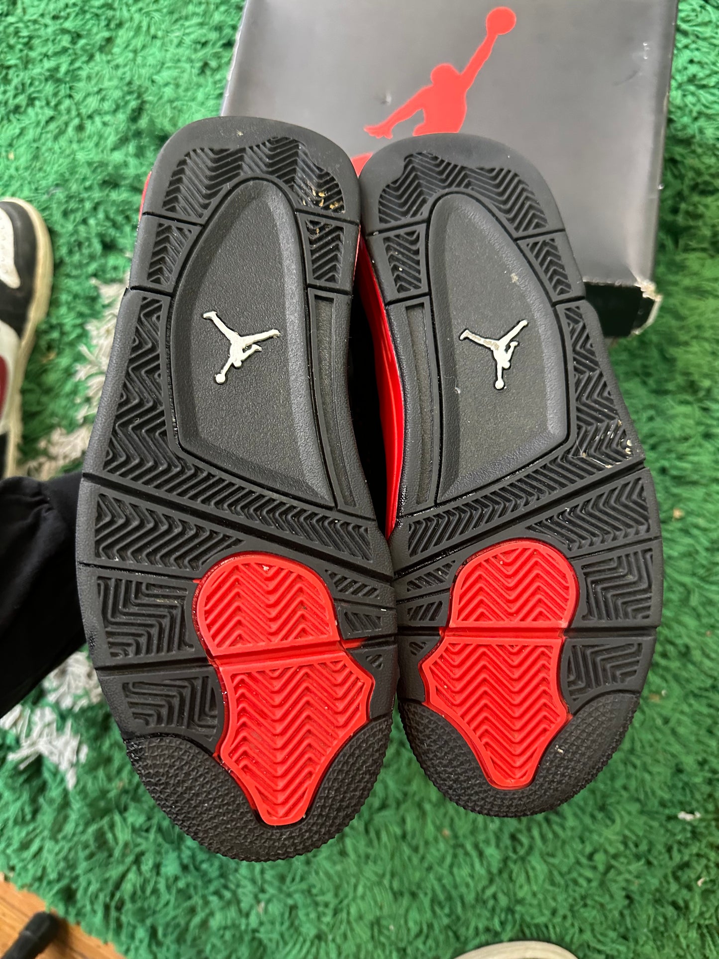 Jordan 4 “Red Thunder”