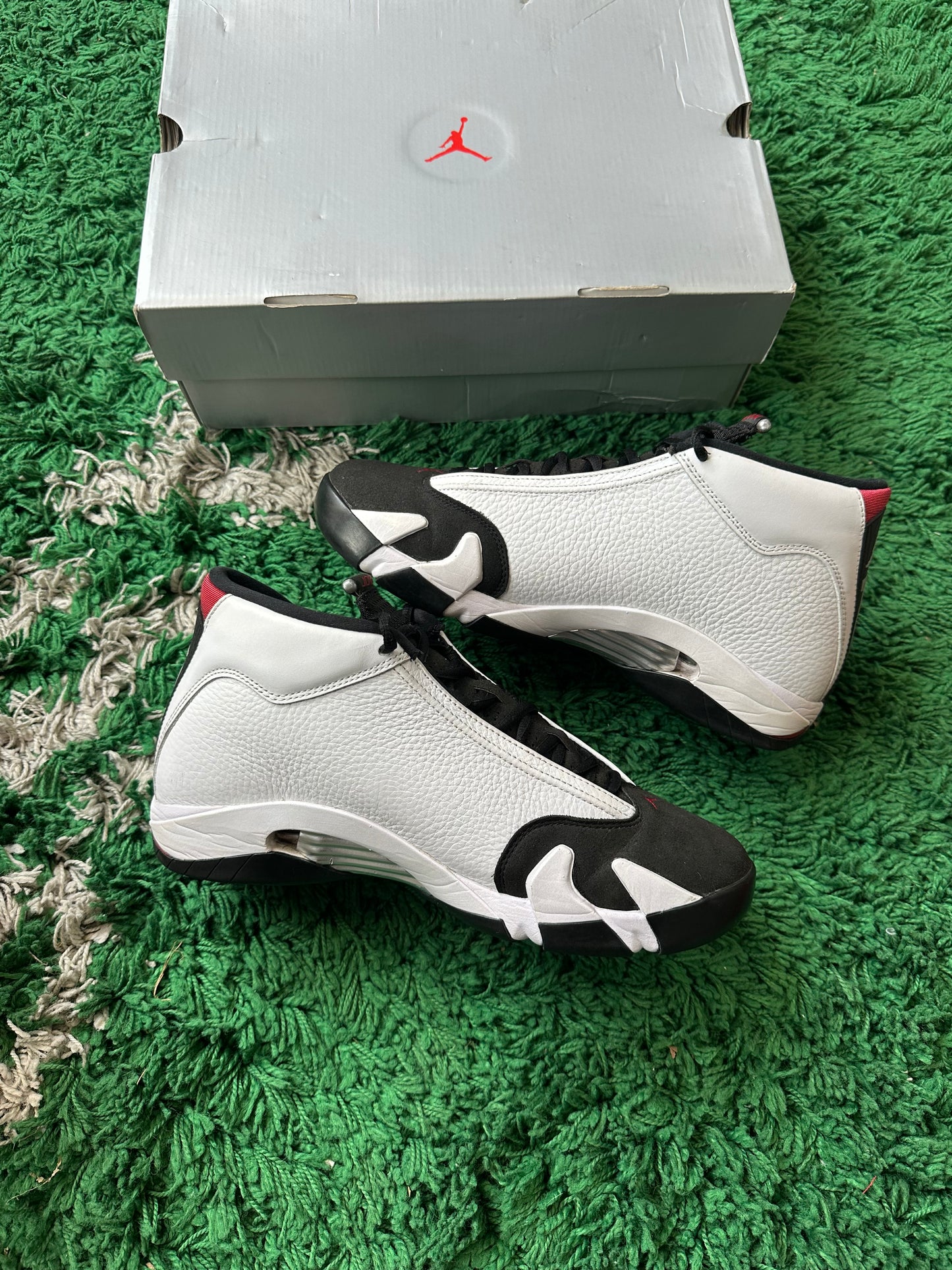 Jordan 14 “Black Toe”