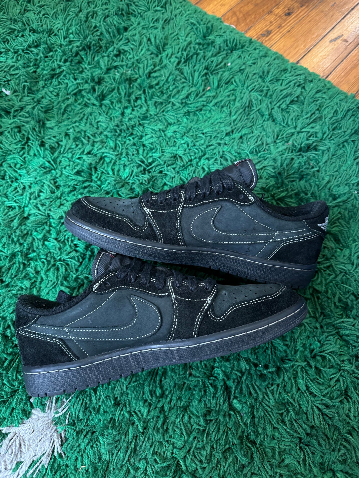 Jordan 1 Low x Travis Scott “Phantom”