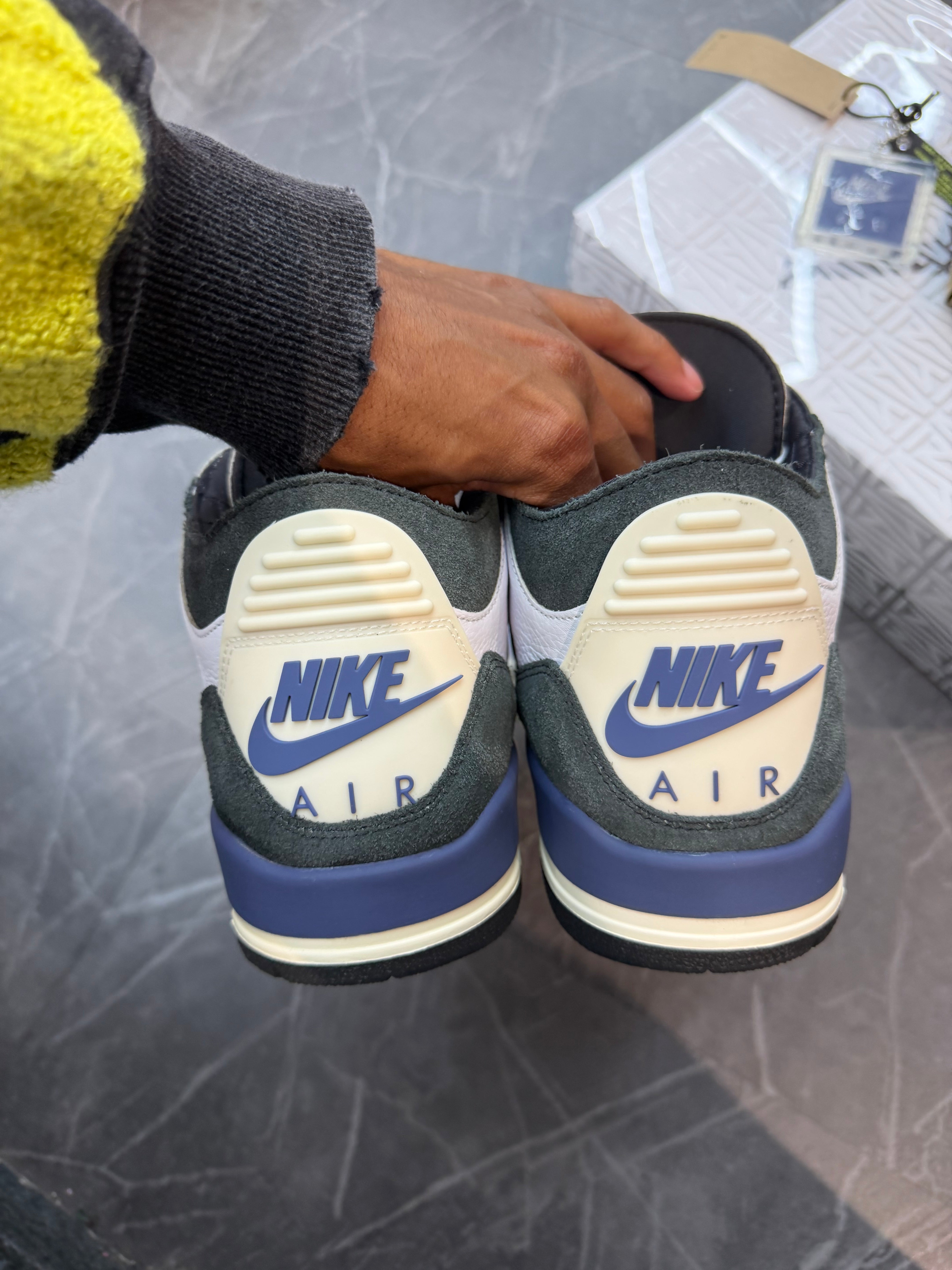 Jordan 3 x A Ma Maniere “Diffused Blue”