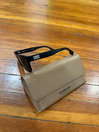 Burberry Sunglasses “Black”