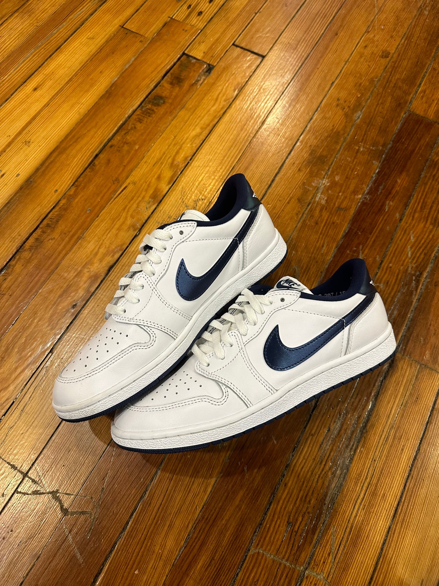 Jordan 1 Low “85 Metallic Blue