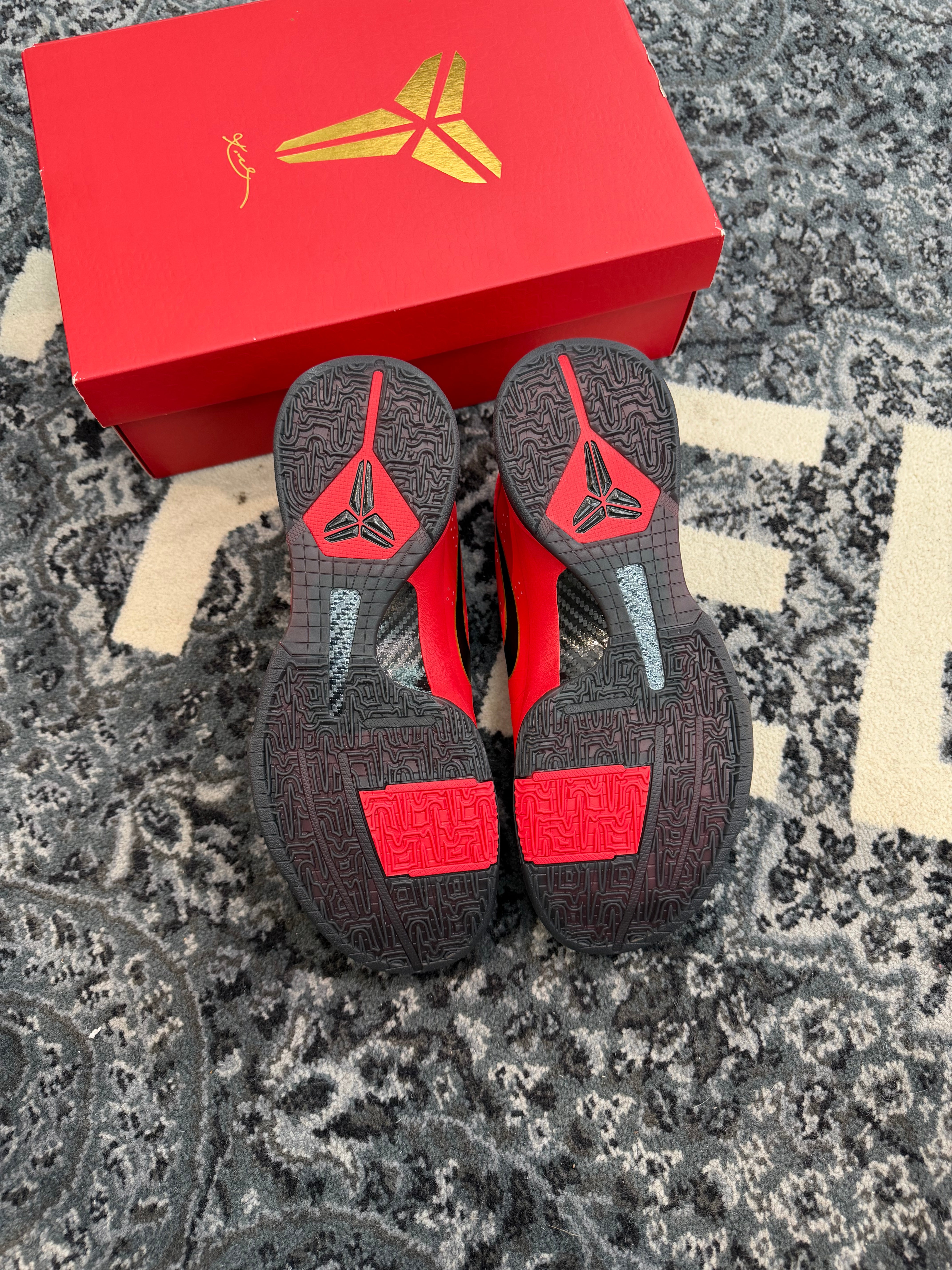 Kobe 5 Protro “Year of the Mamba”