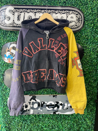 Vale Forever Crest Zip Up