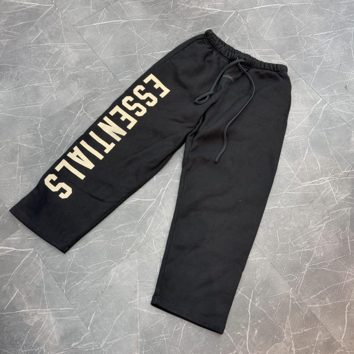 Fear of God Essentials Fleece Relaxed Sweatpant Black (Size S) (Lightly Worn) - back
