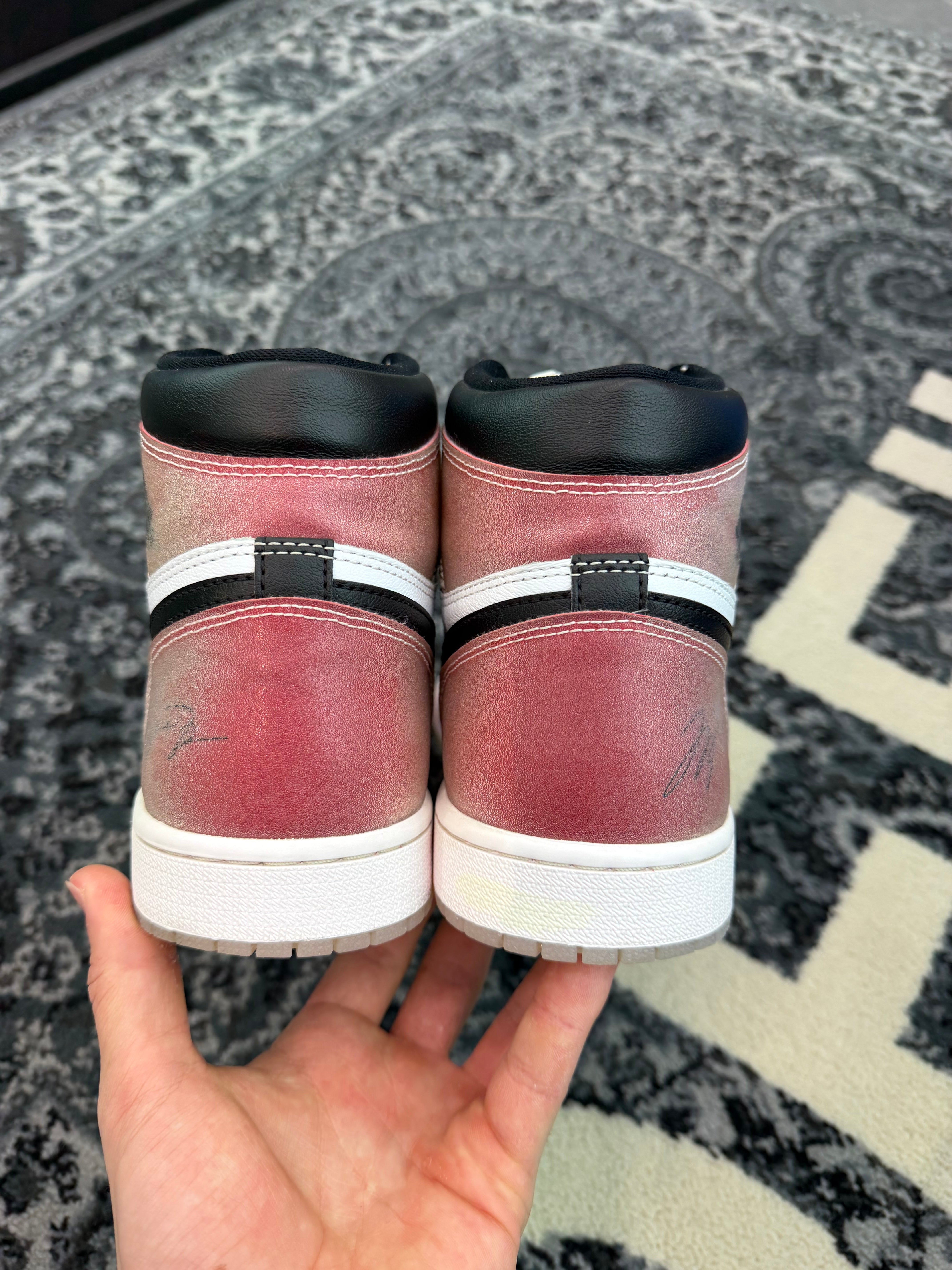 Jordan 1 High “Trophy Room”