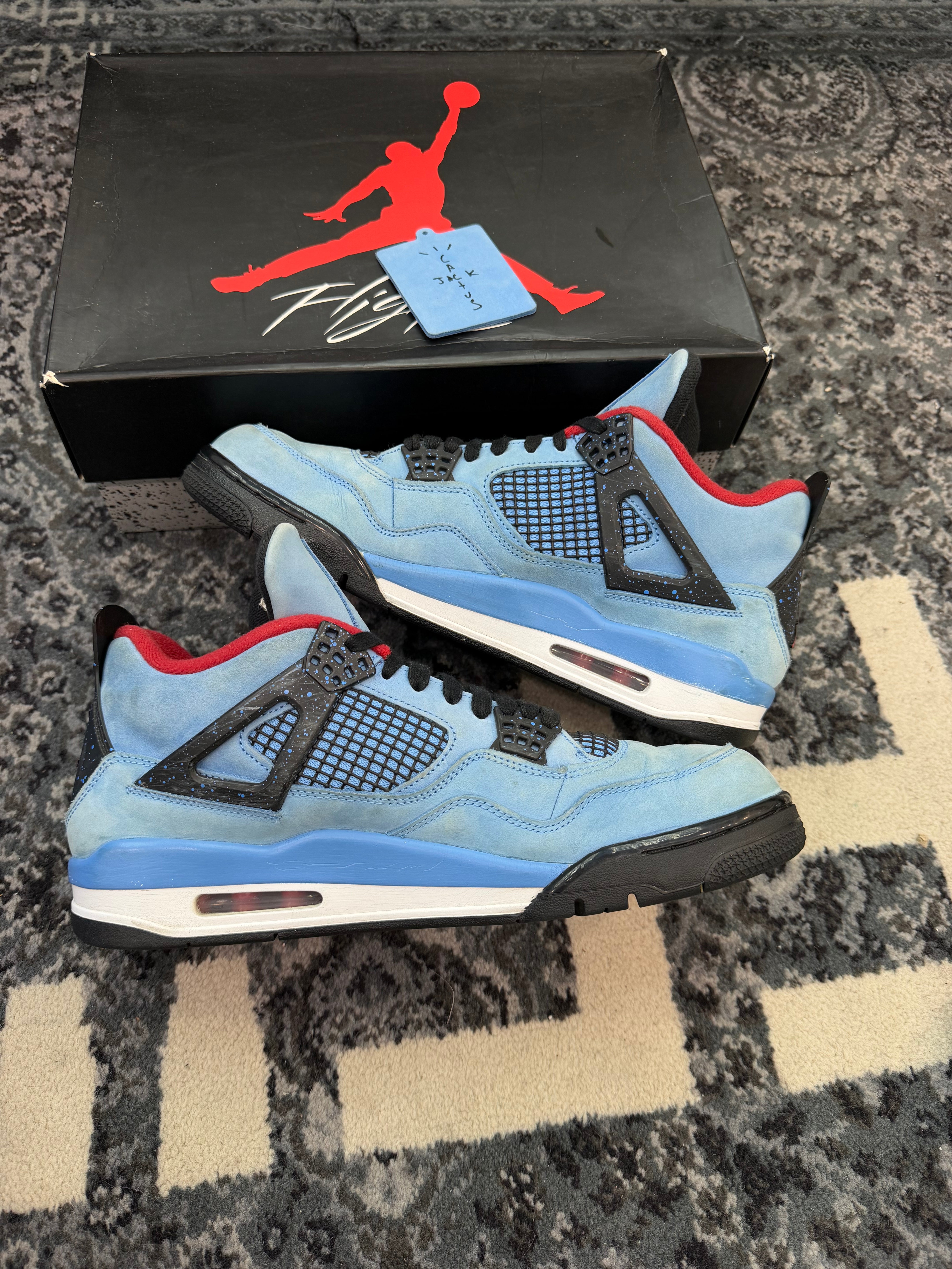 Jordan 4 x Travis Scott “Cactus Jack”