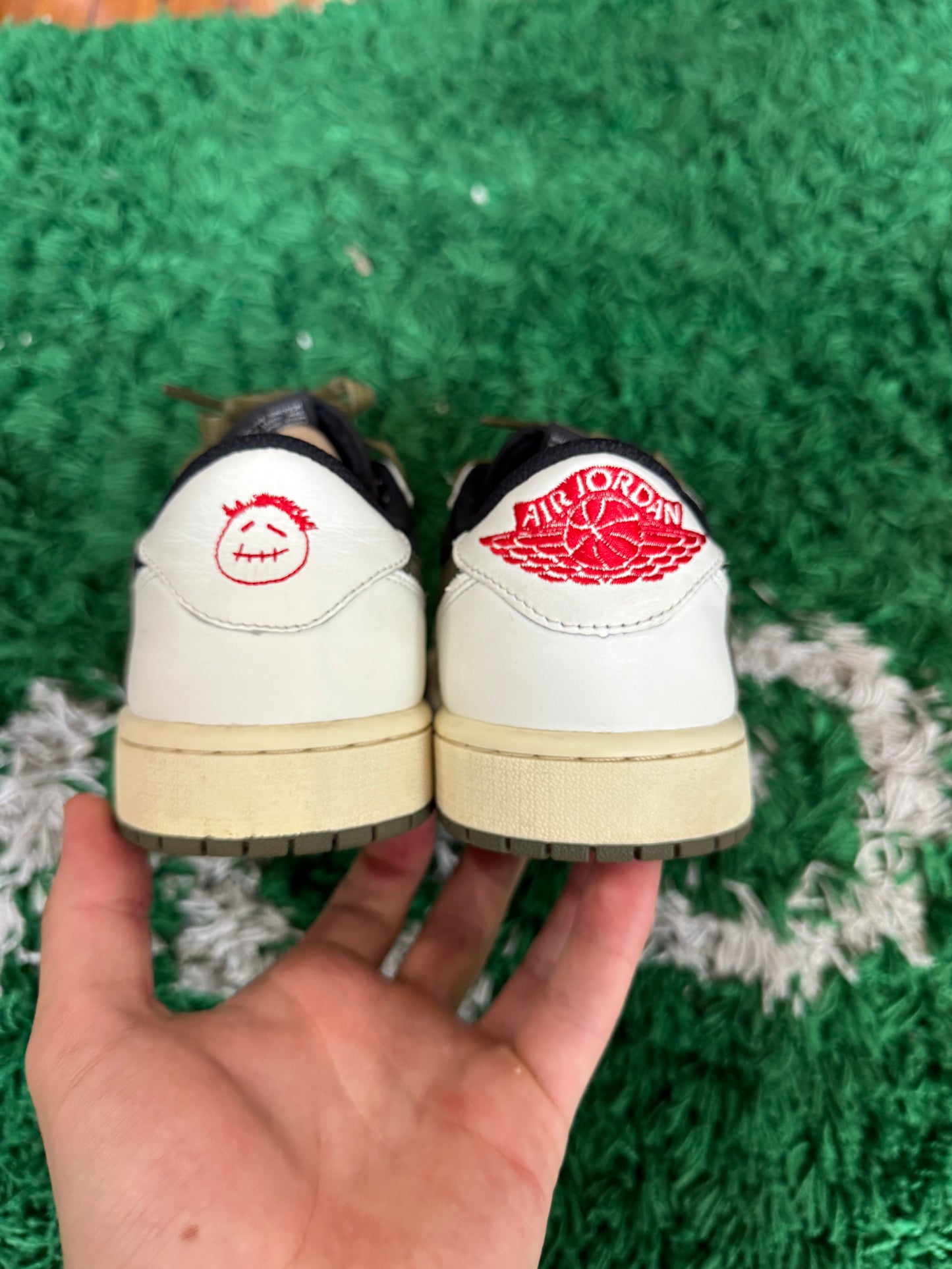 Jordan 1 Low x Travis Scott “Olive”
