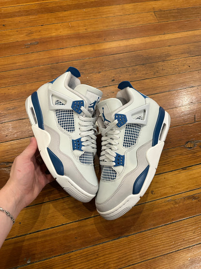 Jordan 4 “Military Blue”