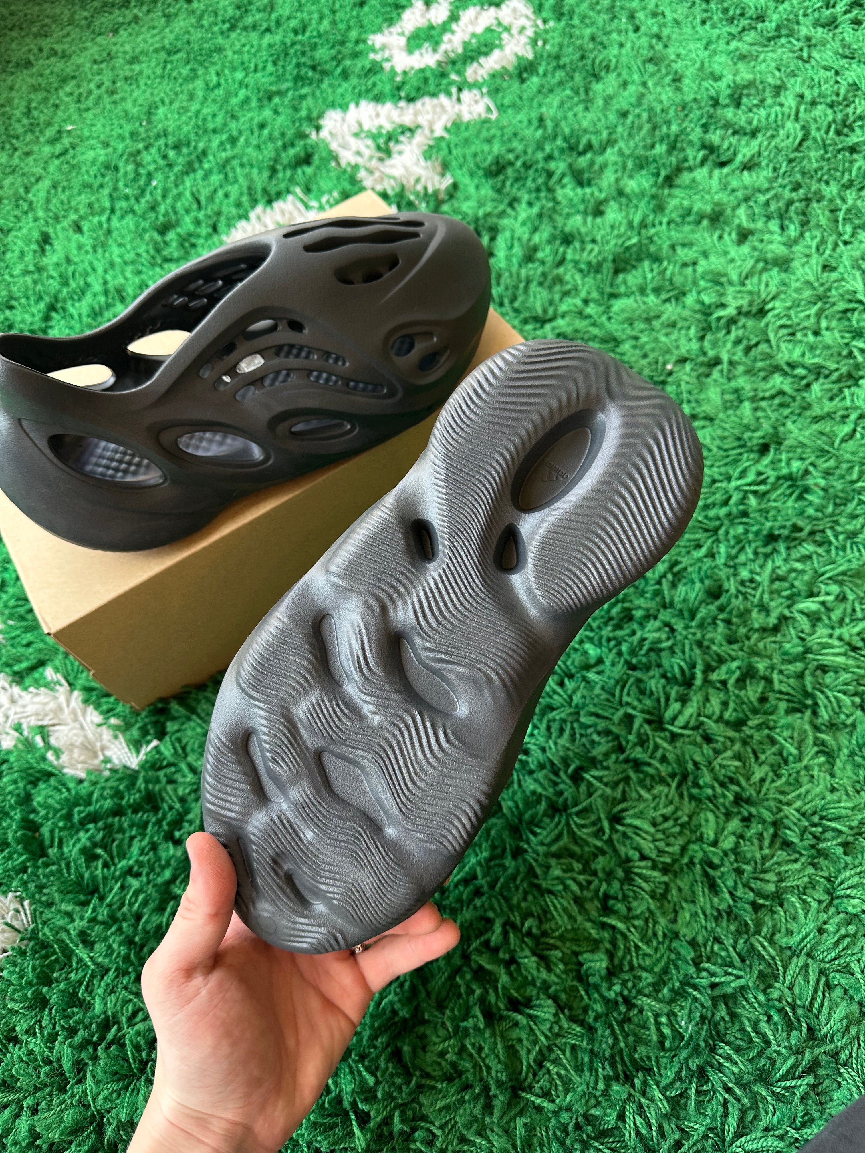 Yeezy Foam Runner “Onyx”