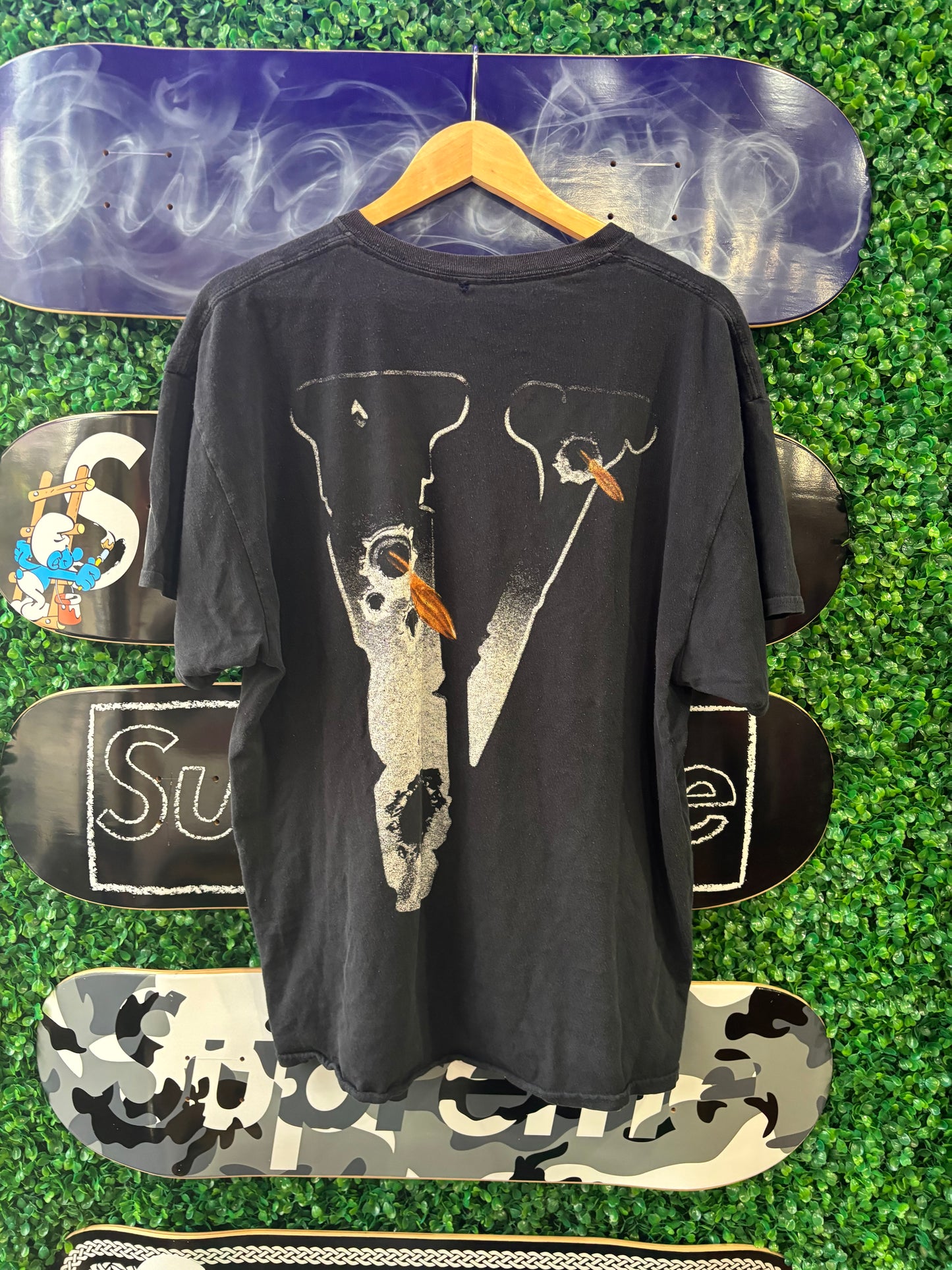 VLone Pop Smoke Hank Em Tee “Black”