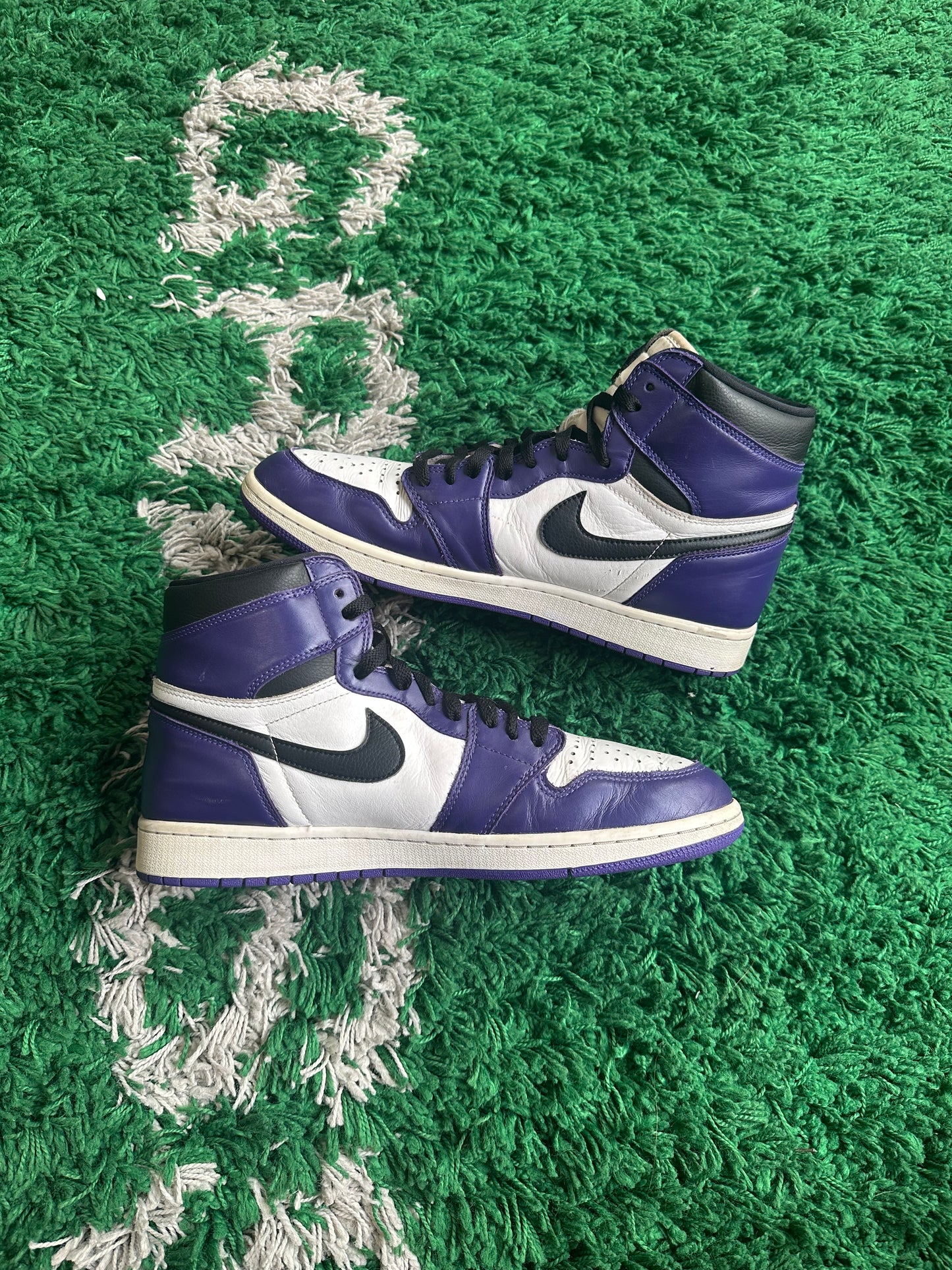 Jordan 1 High “Court Purple”