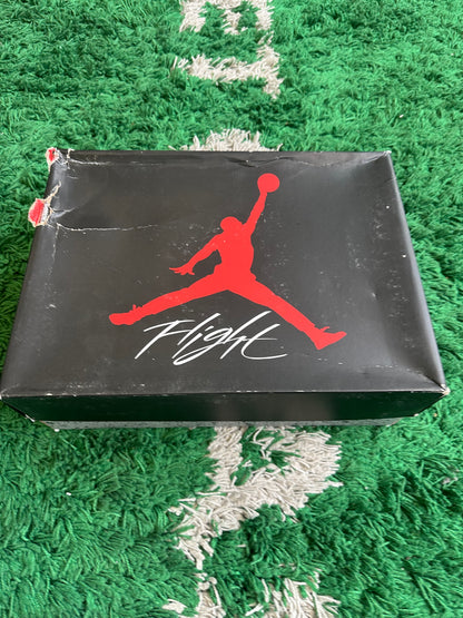 Jordan 4 “Military Blue”