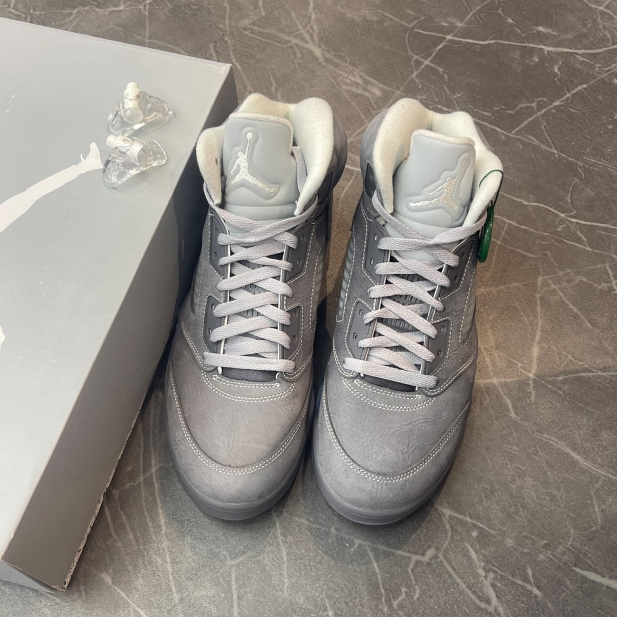 Jordan 5 Retro Wolf Grey (2026) (Size 9) (Lightly Worn)
