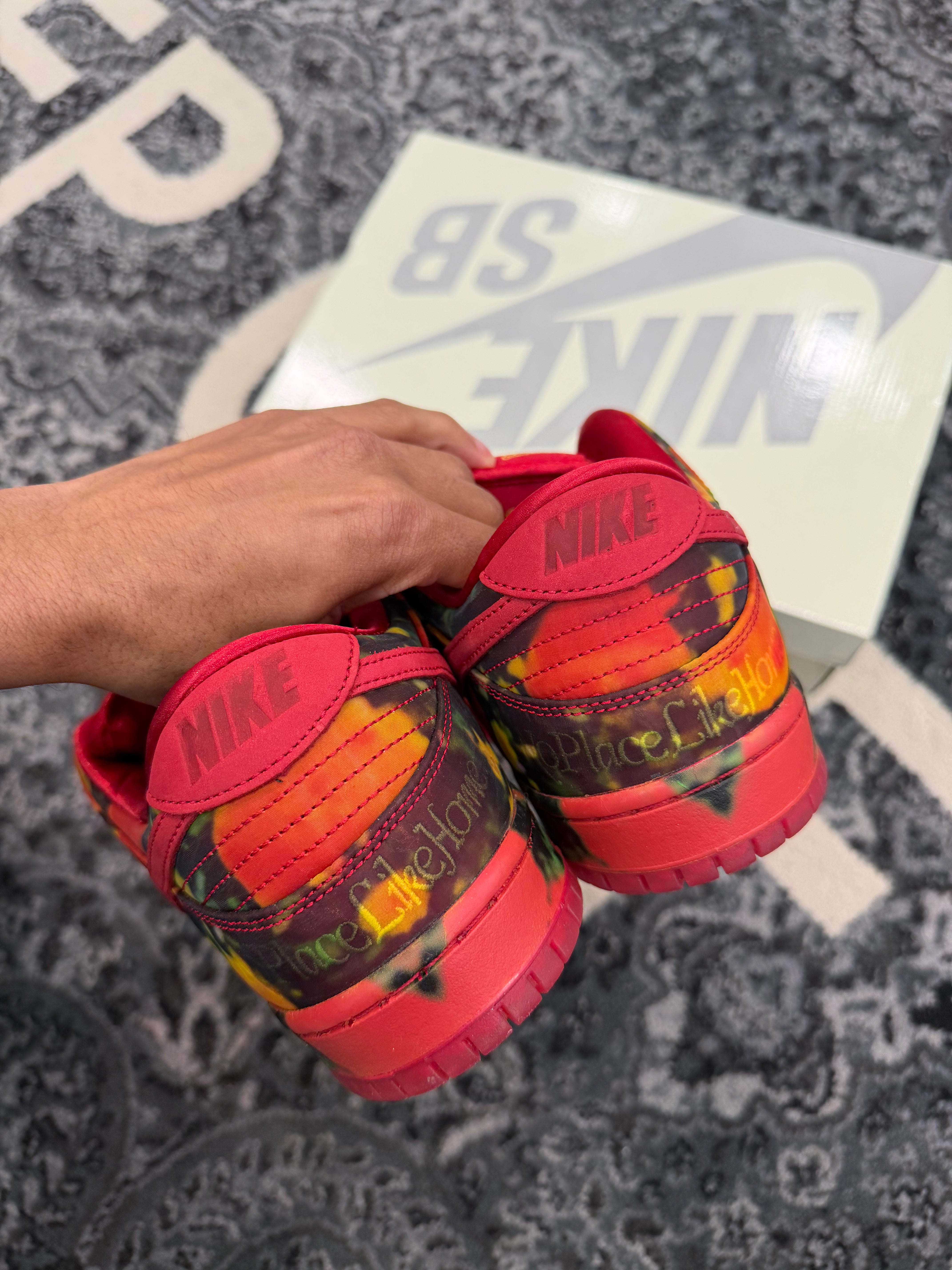 Nike SB Dunk Low “Wizard of Oz”