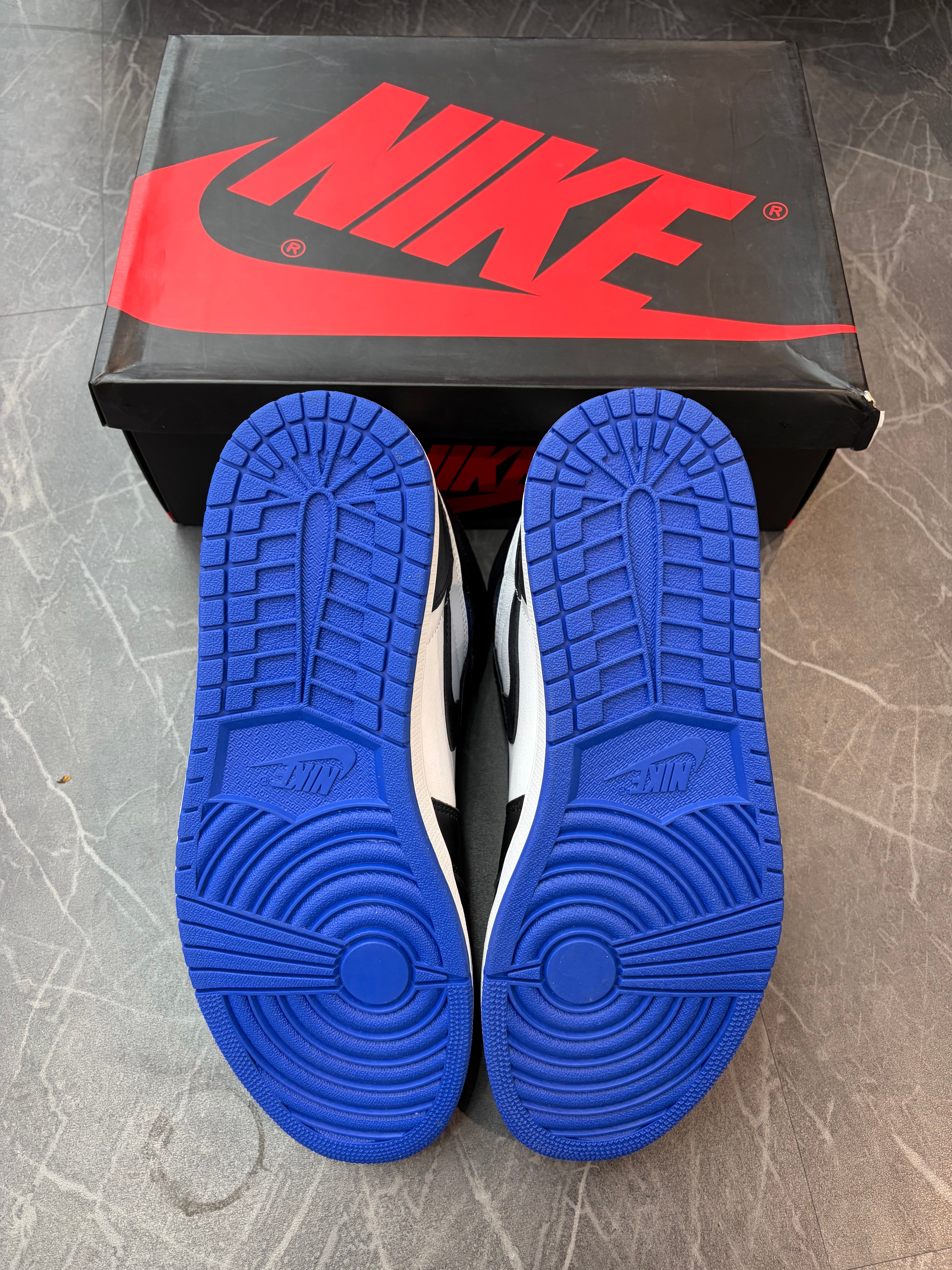 Jordan 1 High “Royal Toe”