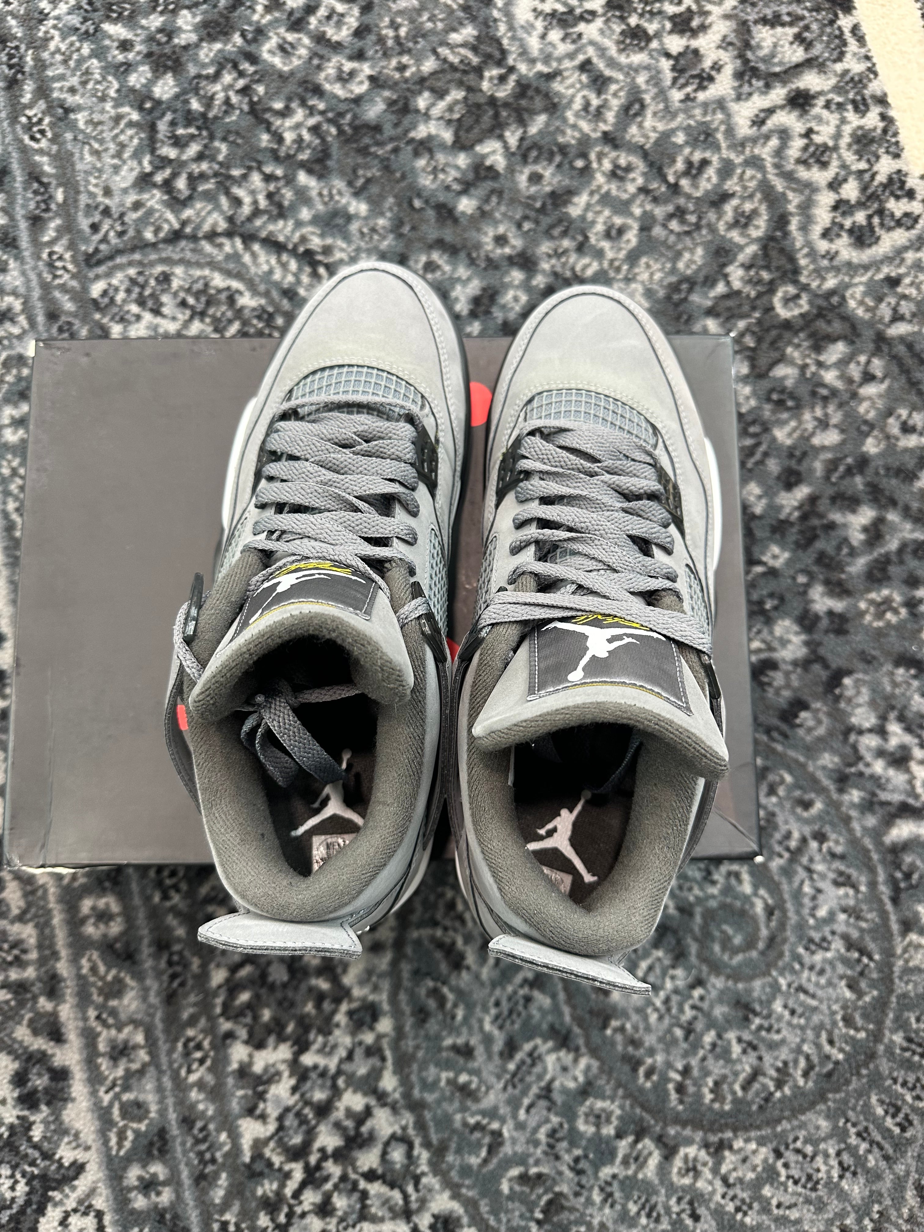Jordan 4 “Cool Grey”