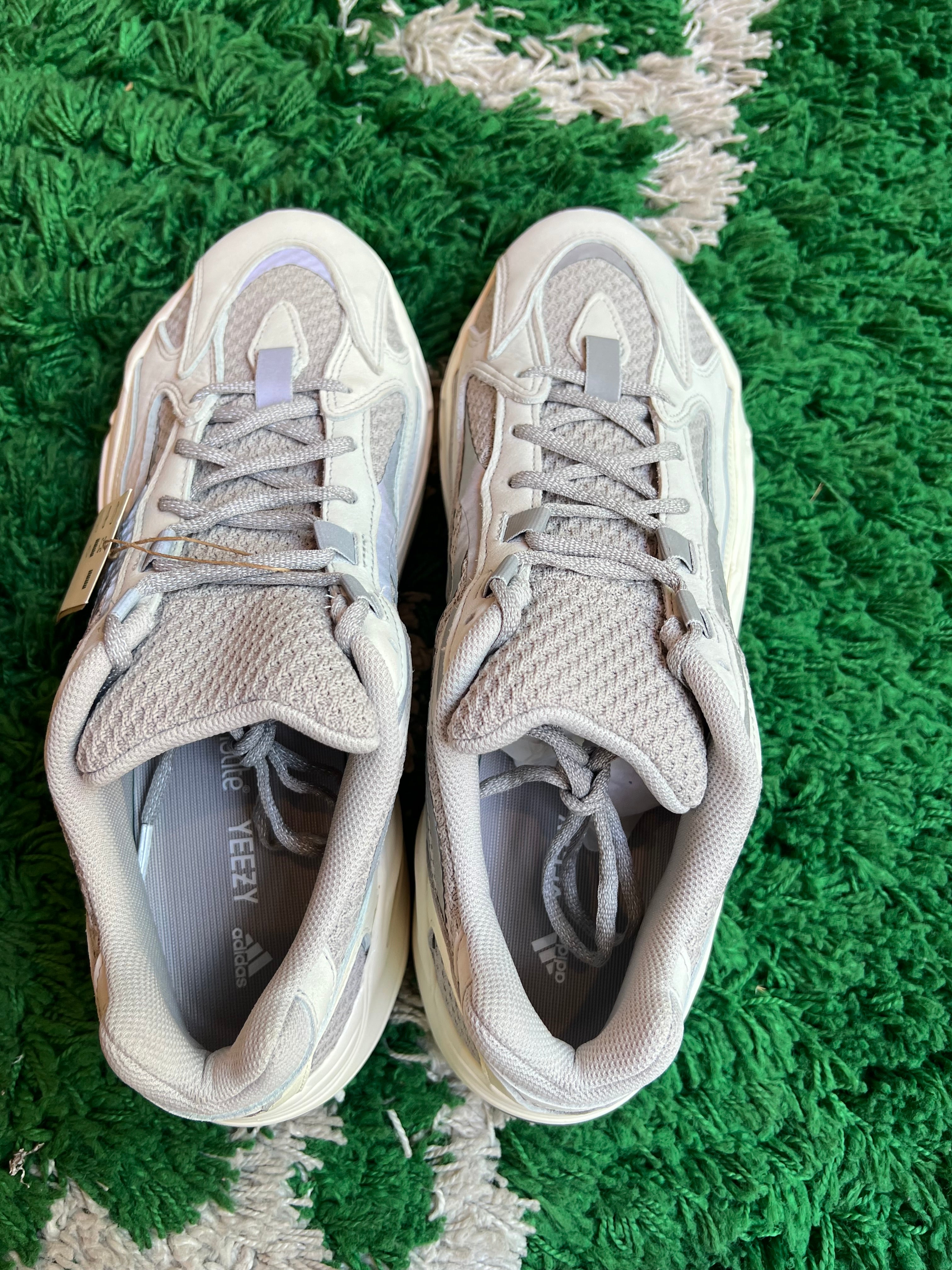 Yeezy 700 “Static”