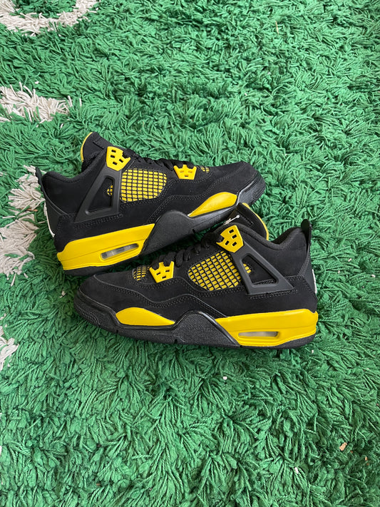 Jordan 4 “Thunder”