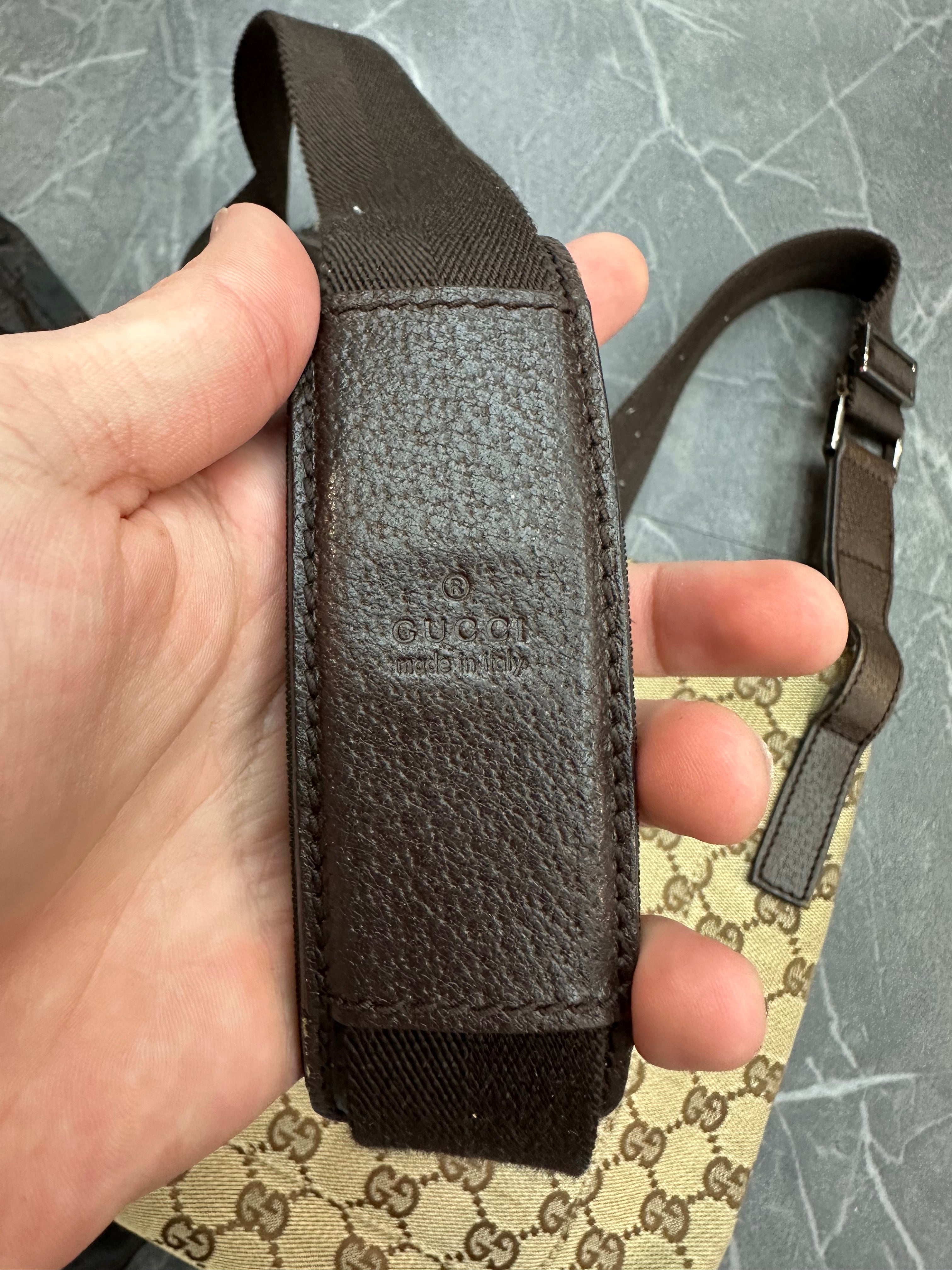 Gucci GG Canvas Messenger Bag