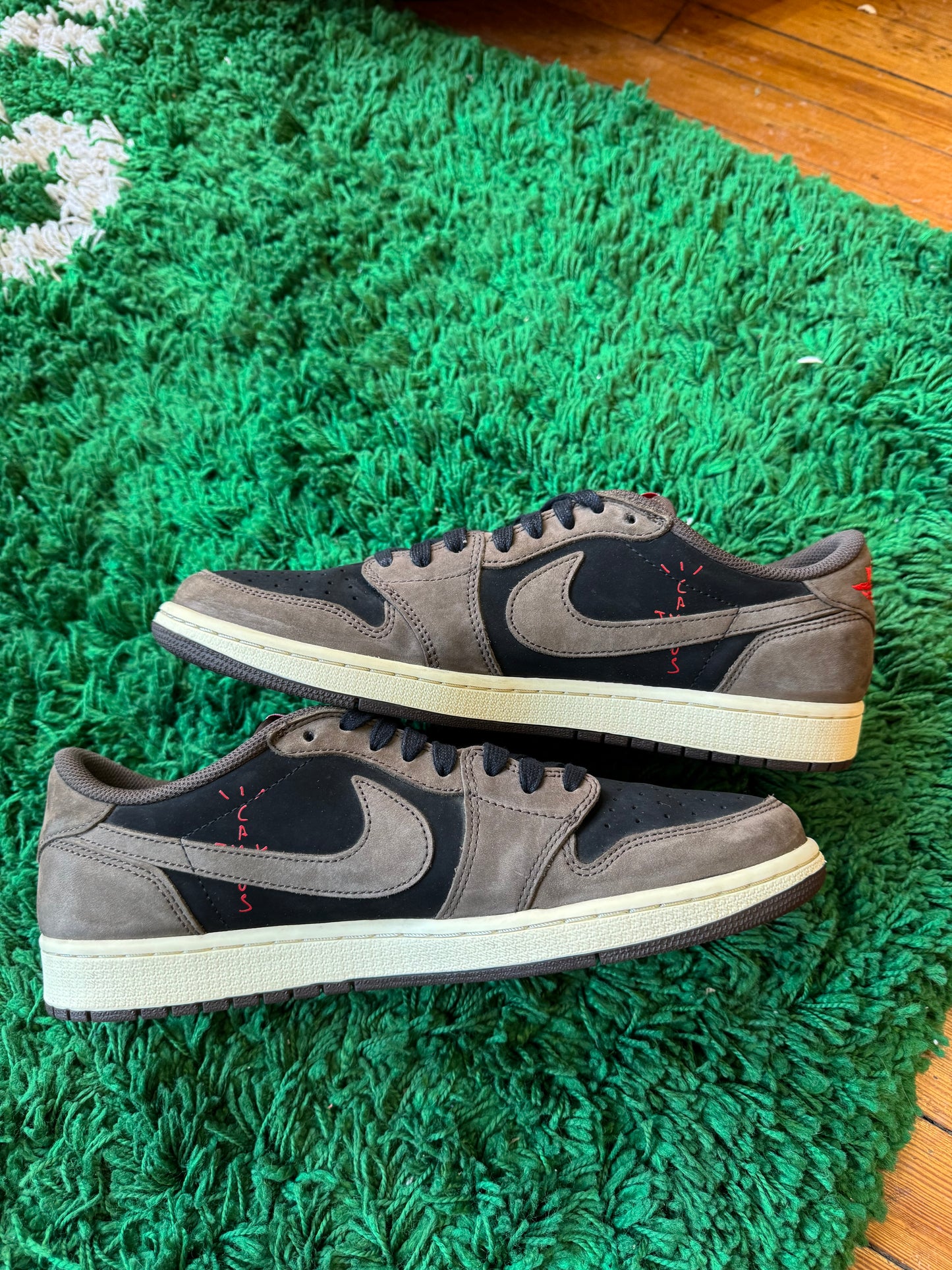 Jordan 1 Low x Travis Scott “Mocha”