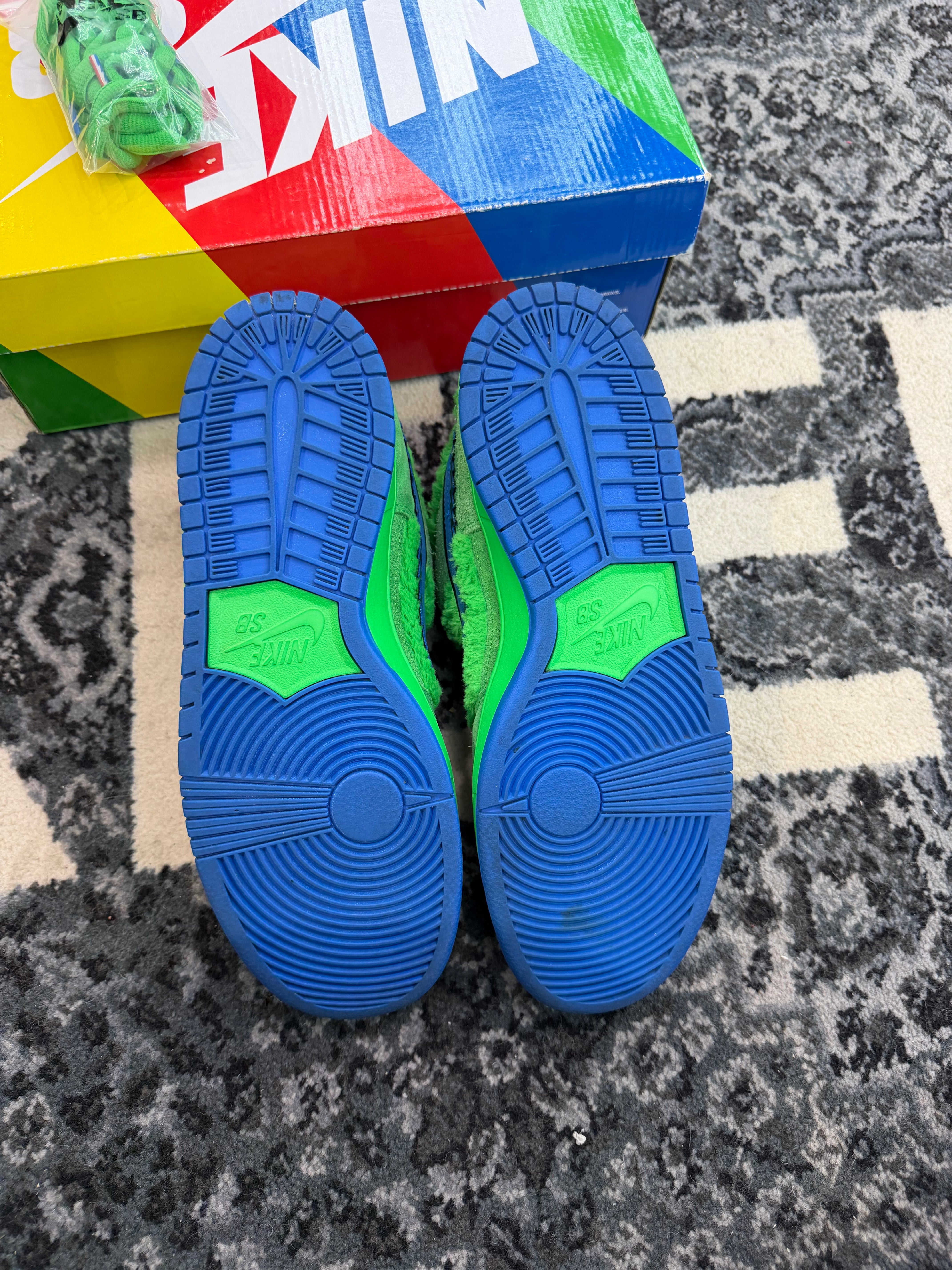 Nike SB Dunk Low Grateful Dead Bears “Green”