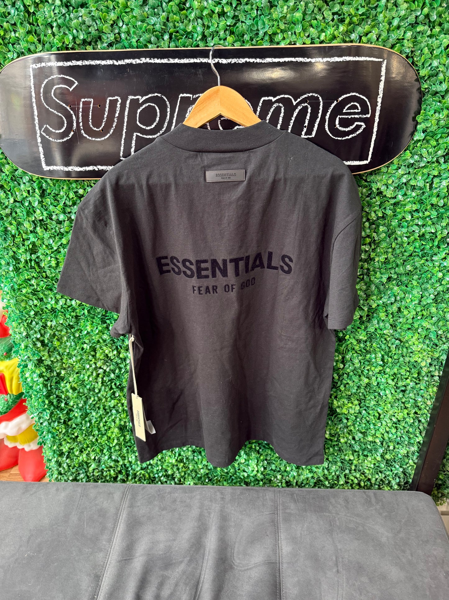 Essentials Tee “Black”