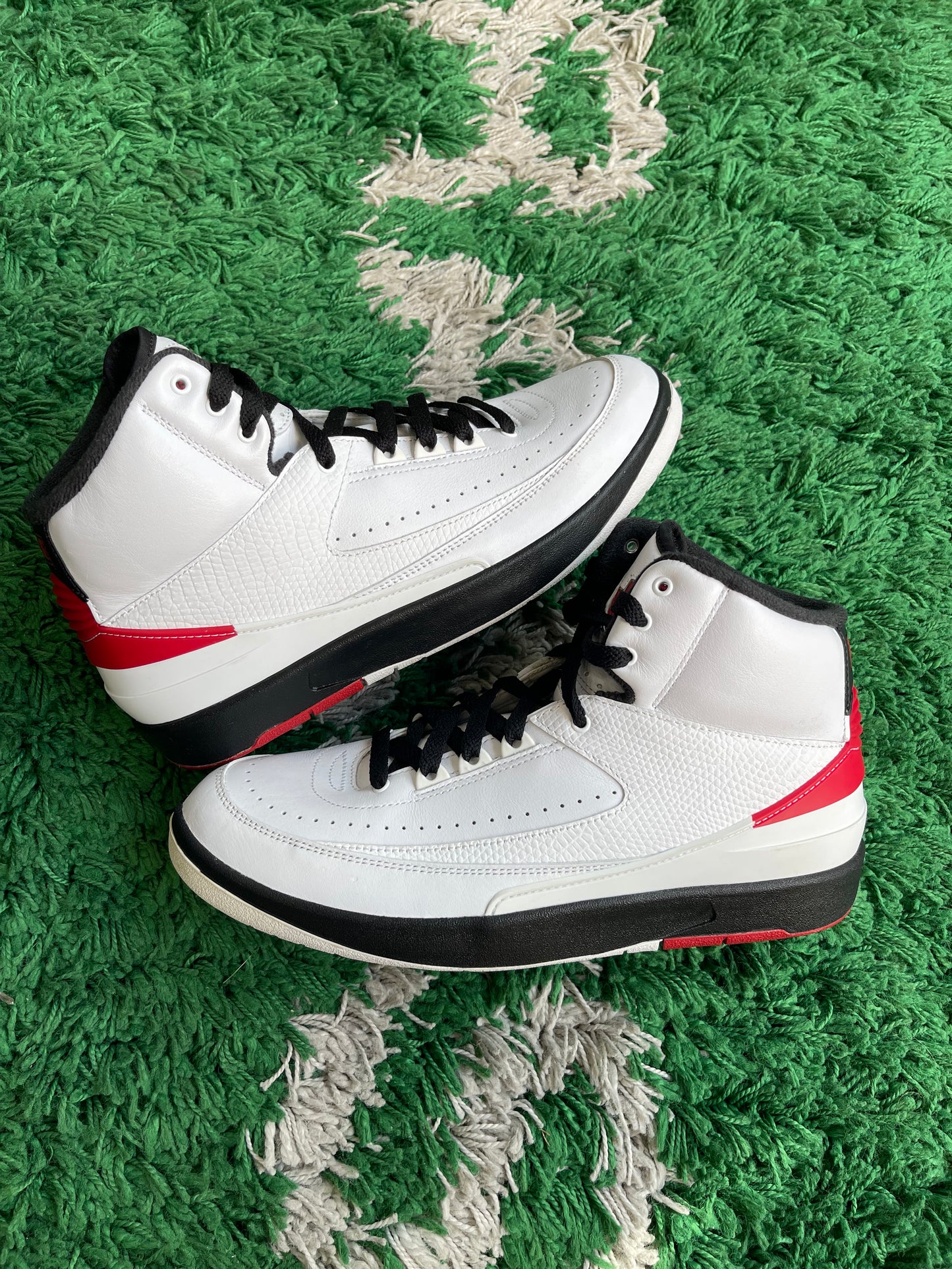 Jordan 2 “Chicago”