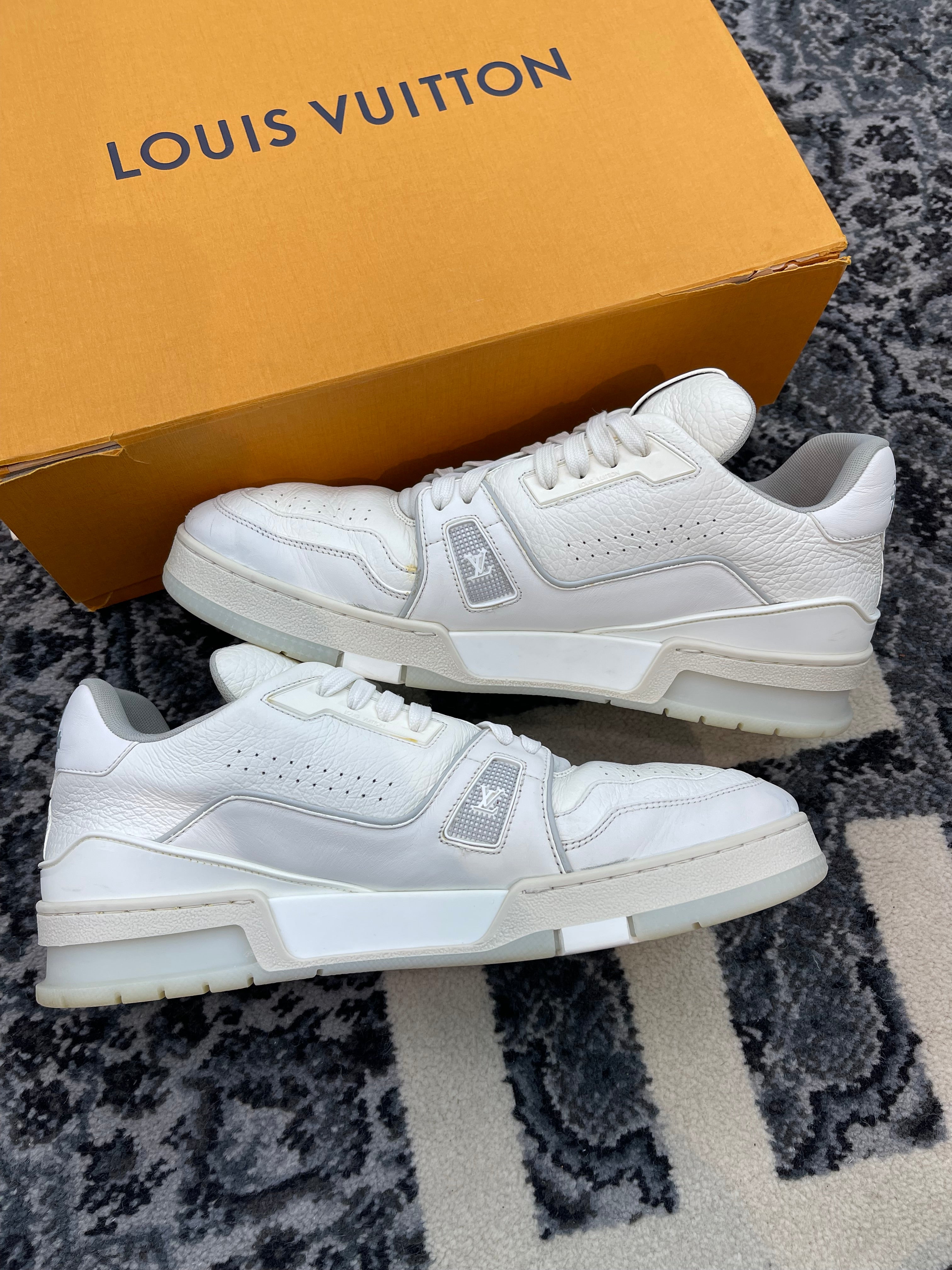 Louis Vuitton Trainer Signature “White Cream”