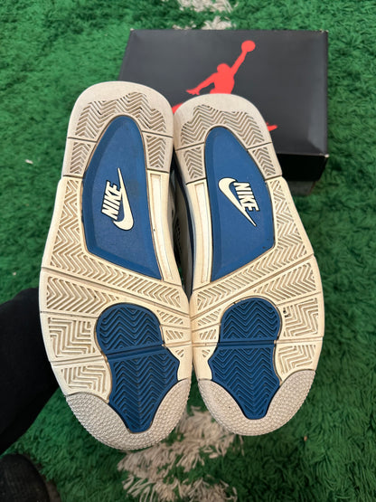 Jordan 4 “Military Blue”
