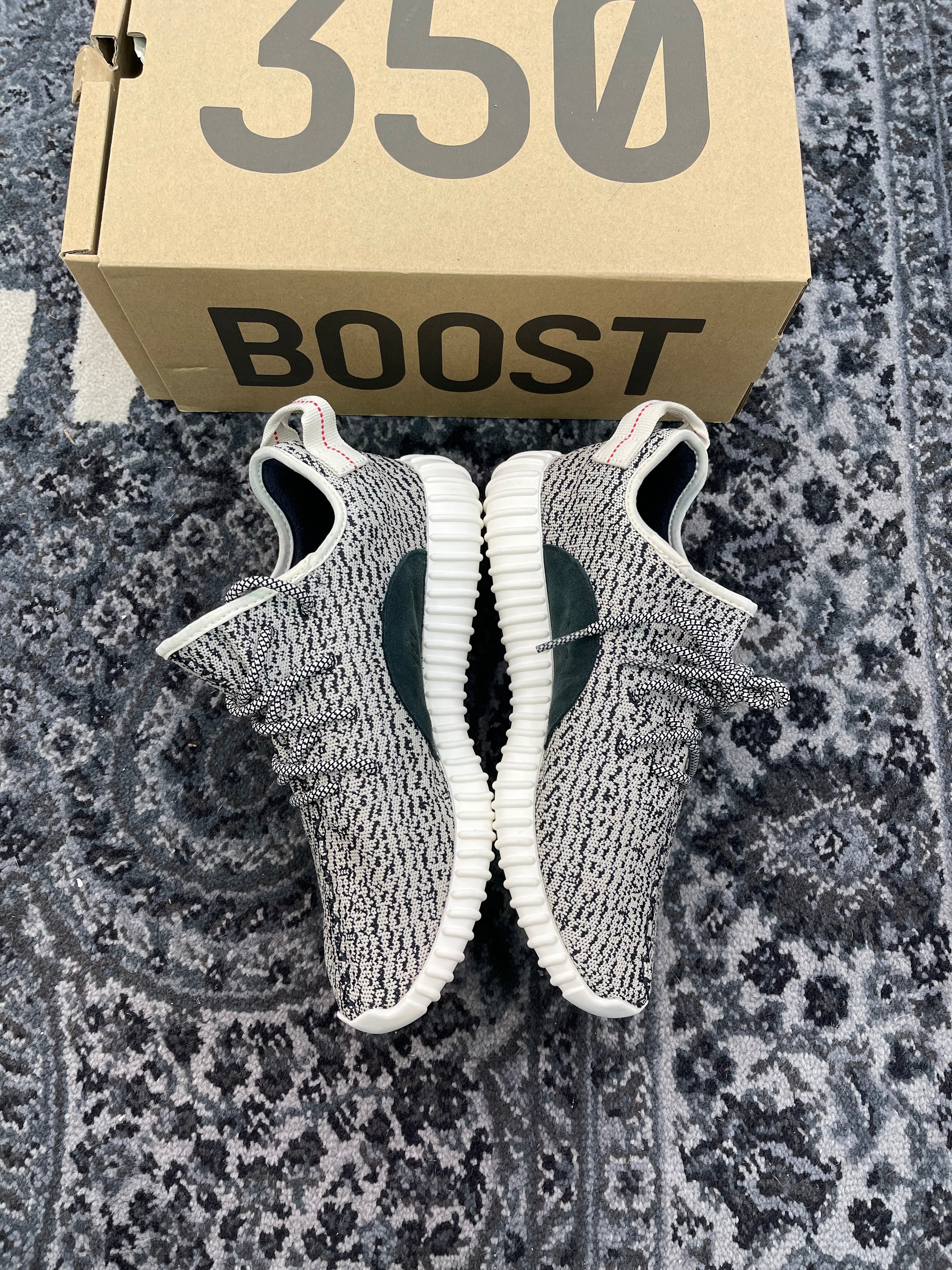 Yeezy 350 “Turtledove”