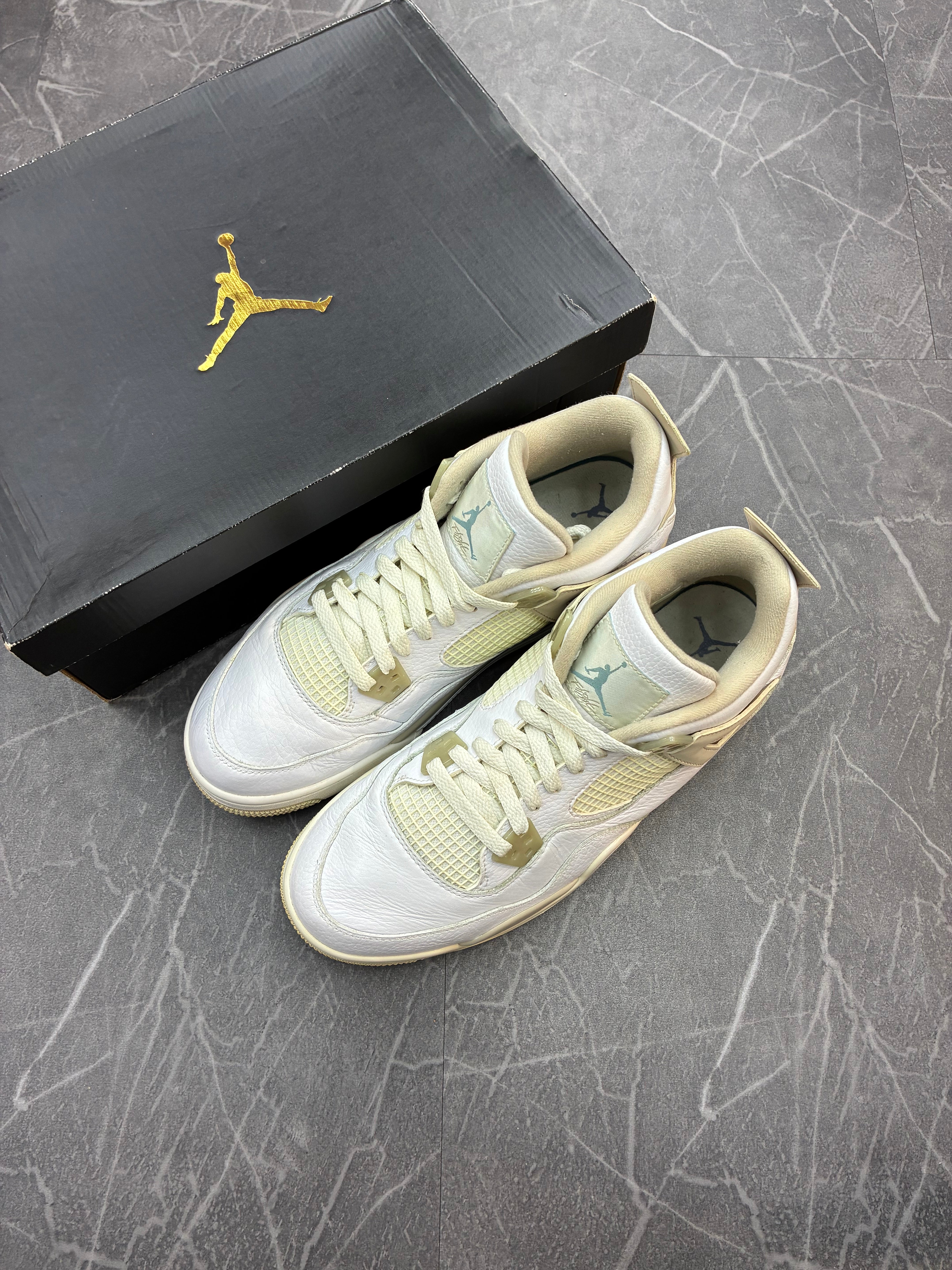 Jordan 4 “Sand” (2017)