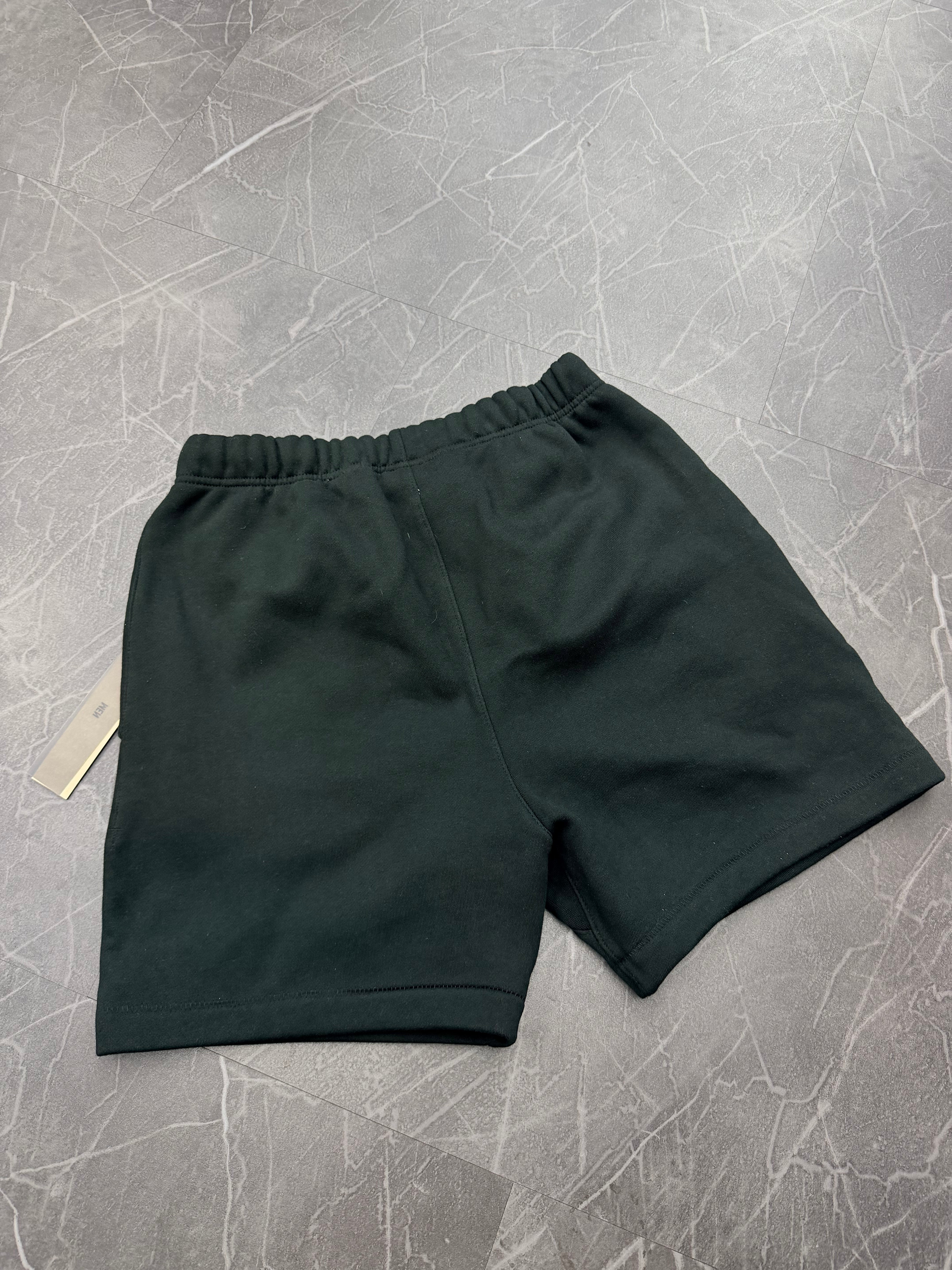 Essentials Sweatshorts Black