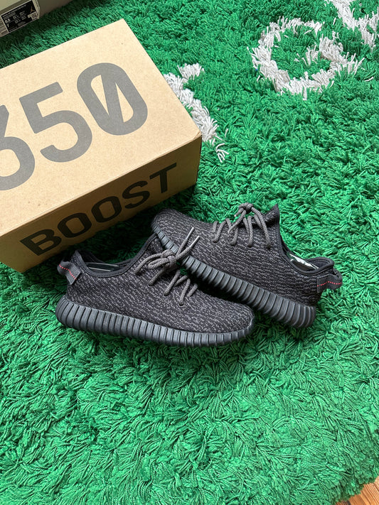 Yeezy 350 “Pirate Black” (2023)