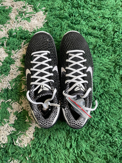 Nike Kobe 6 Protro “Mambacita”