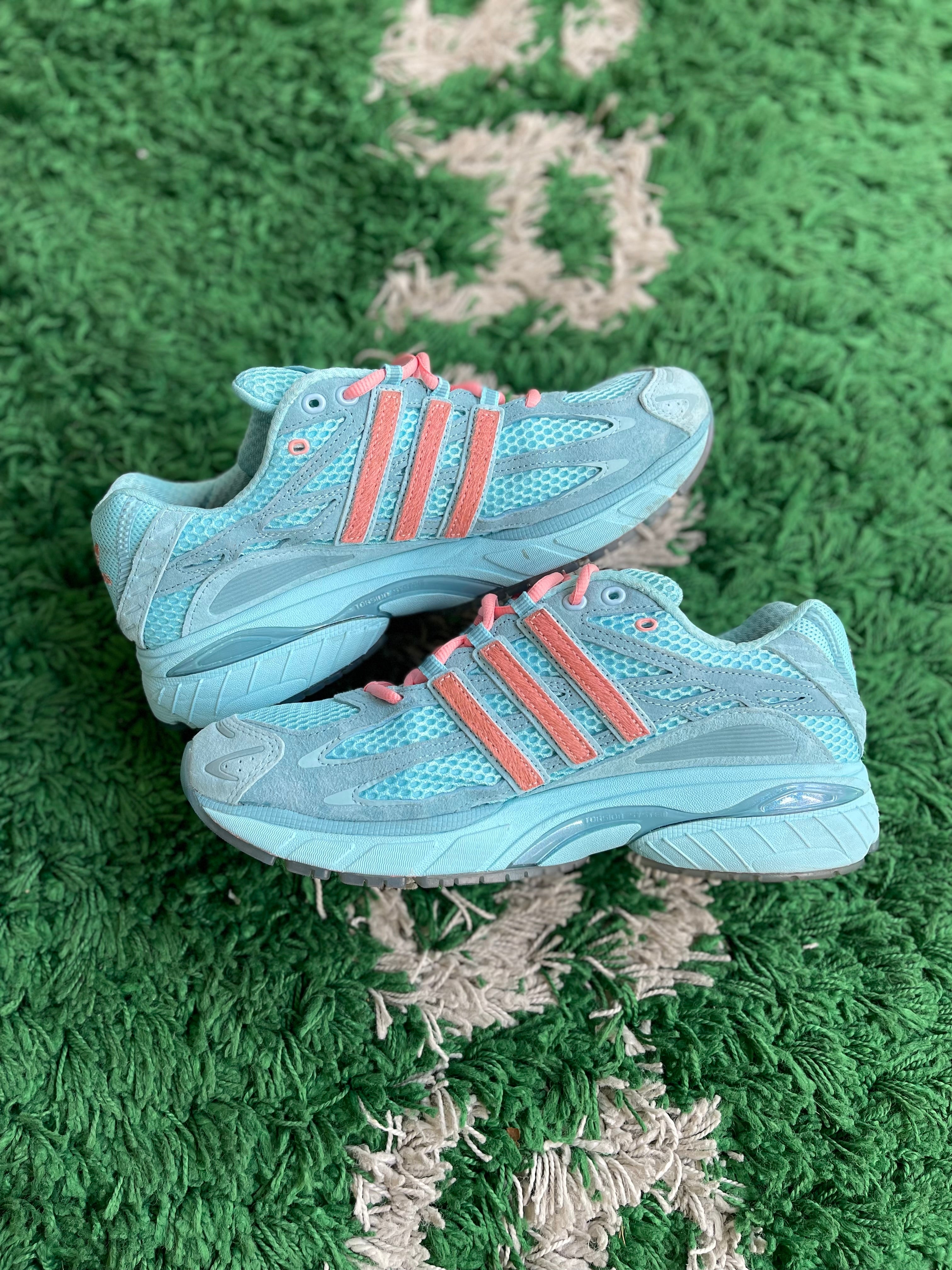 Adidas Adistar 3 Unheard of Piggy Runner “Blue”