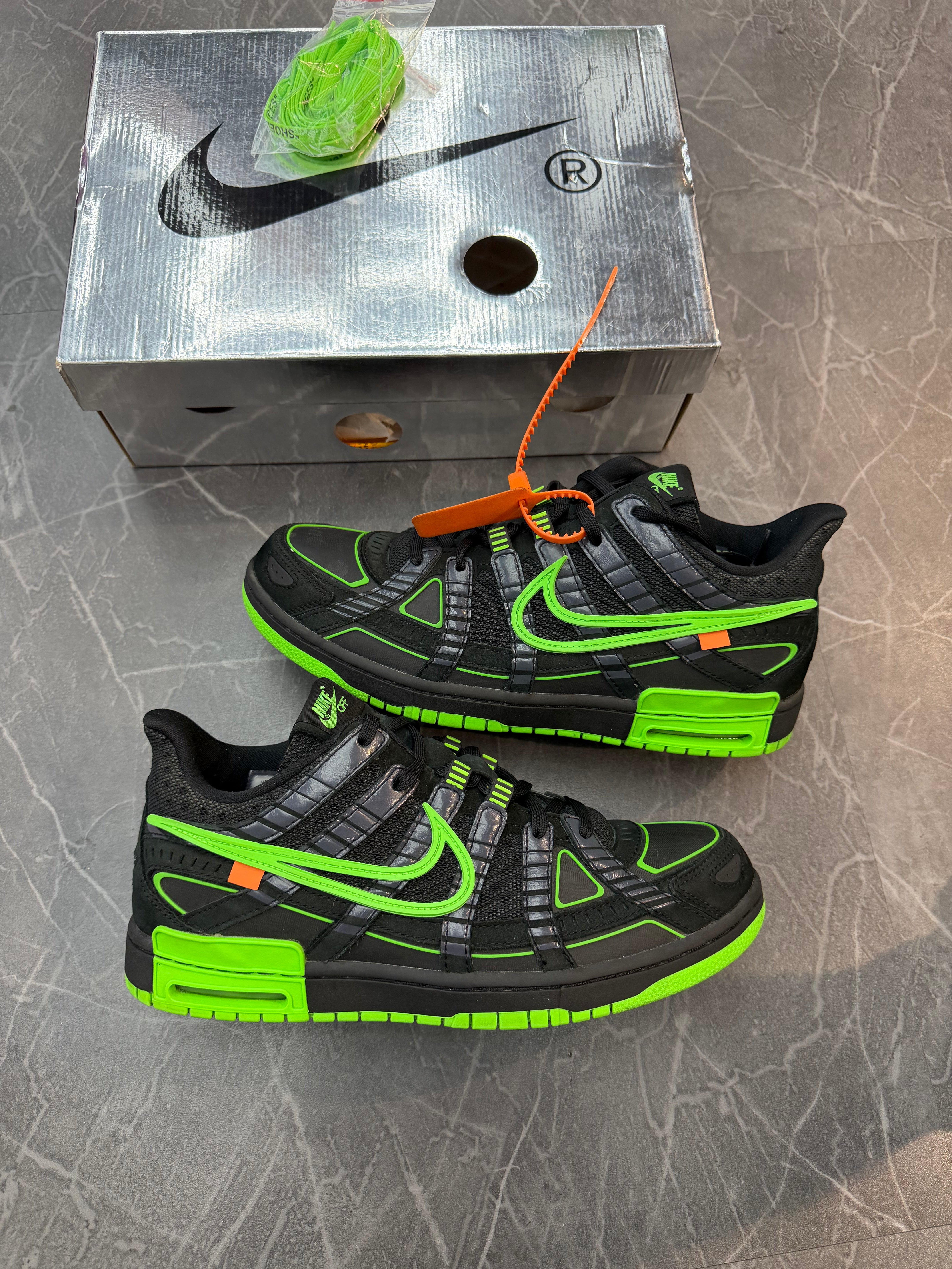 Nike Off White Rubber Dunk “Green Strike”
