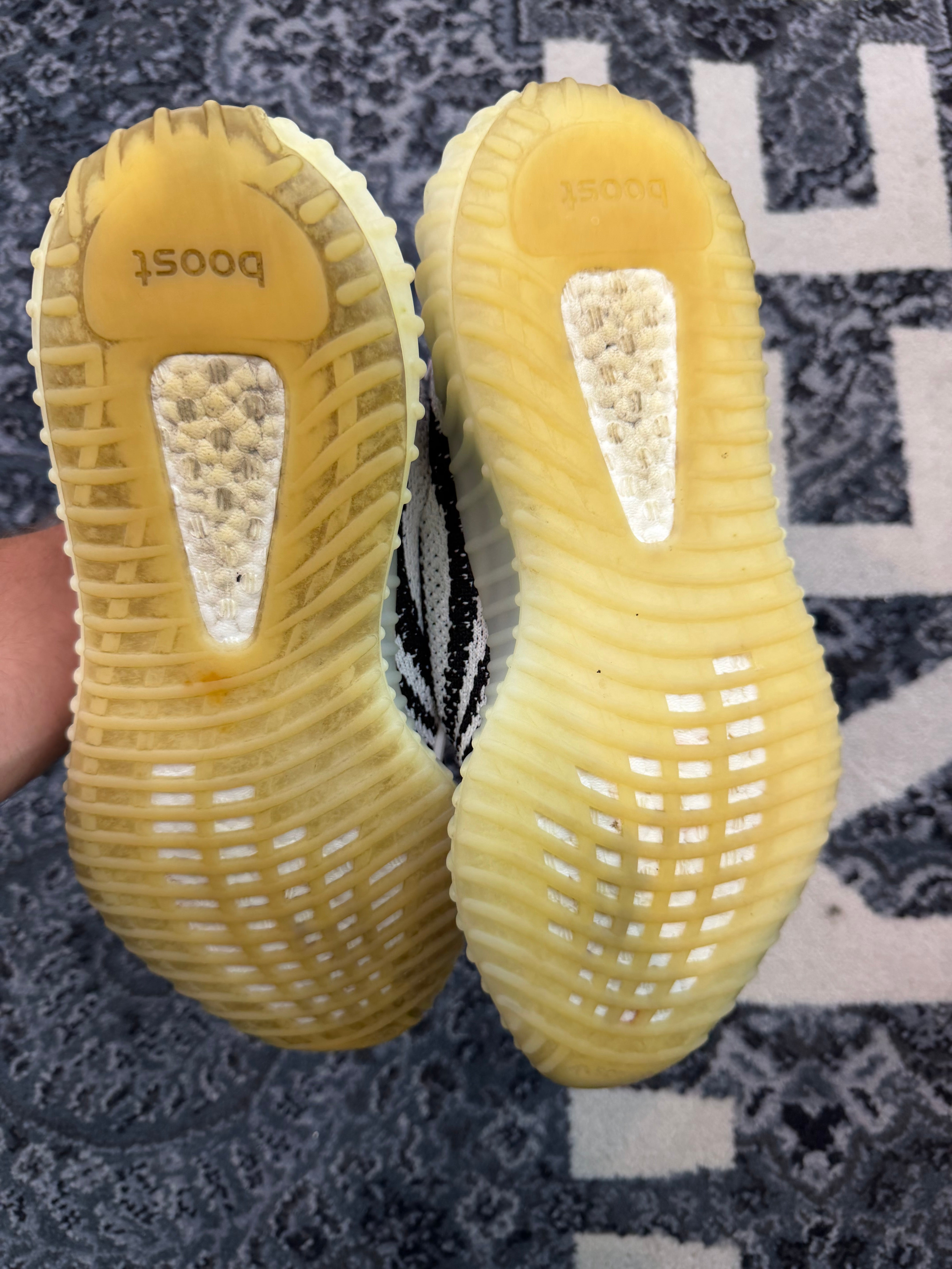 Yeezy 350 “Zebra”