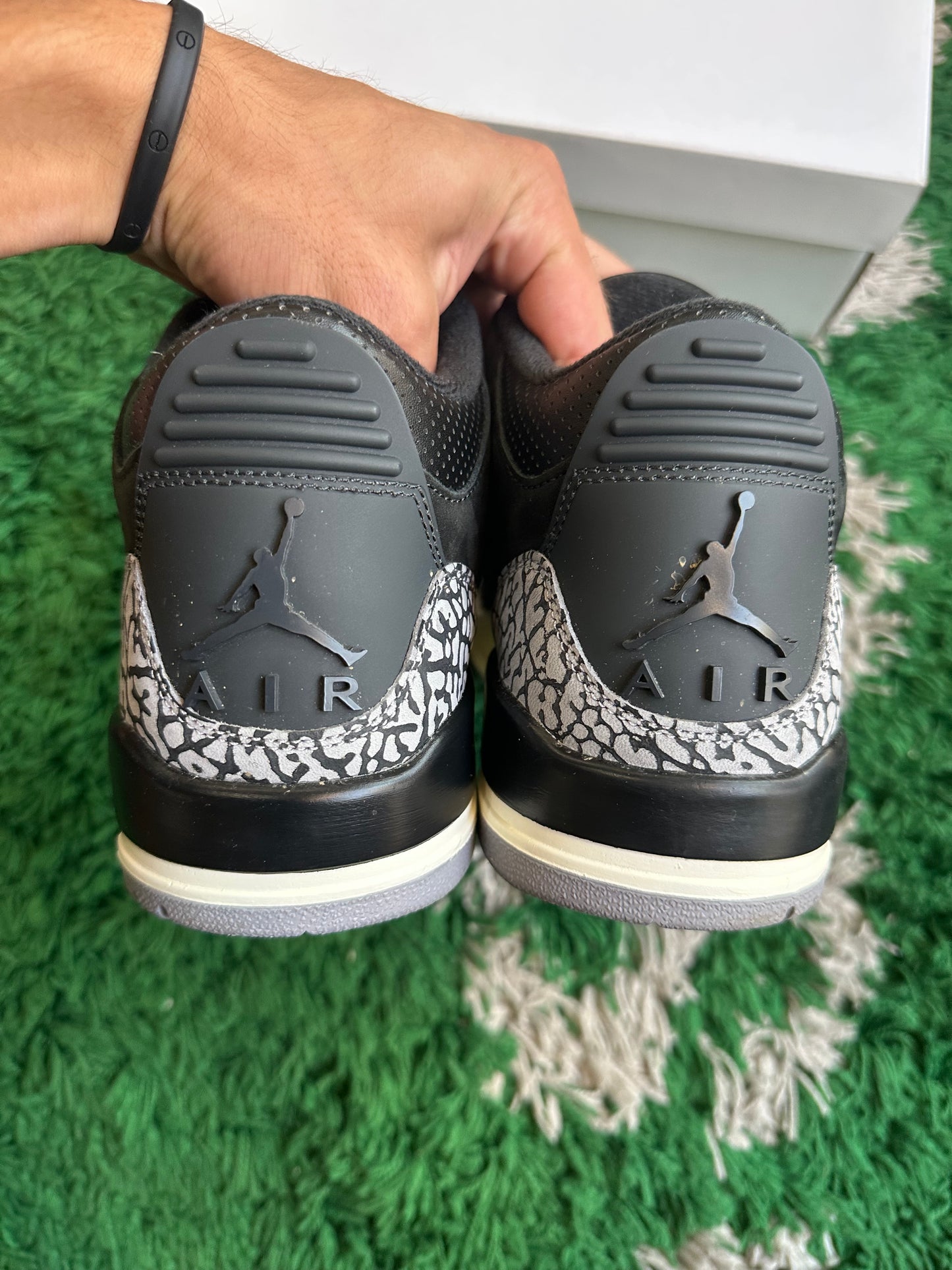 Jordan 3 “Off Noir”