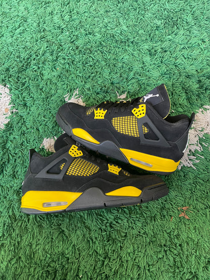 Jordan 4 “Thunder”