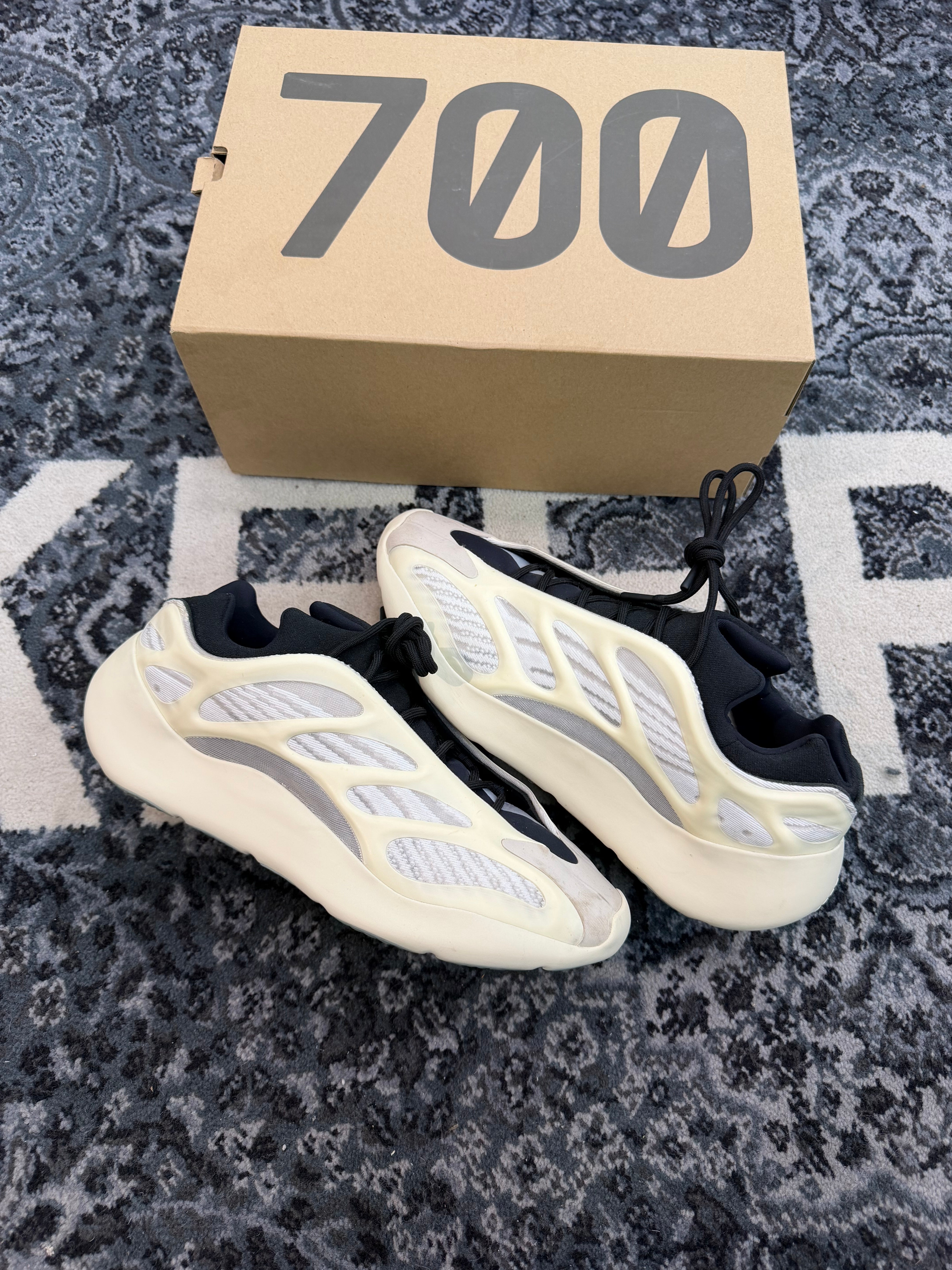 Yeezy 700 “Azael”